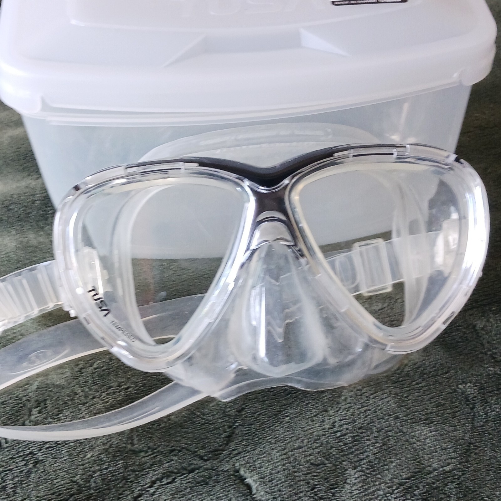 TUSA Clear/Black Adult Scuba Diving & Snorkeling Mask – Clear Lens