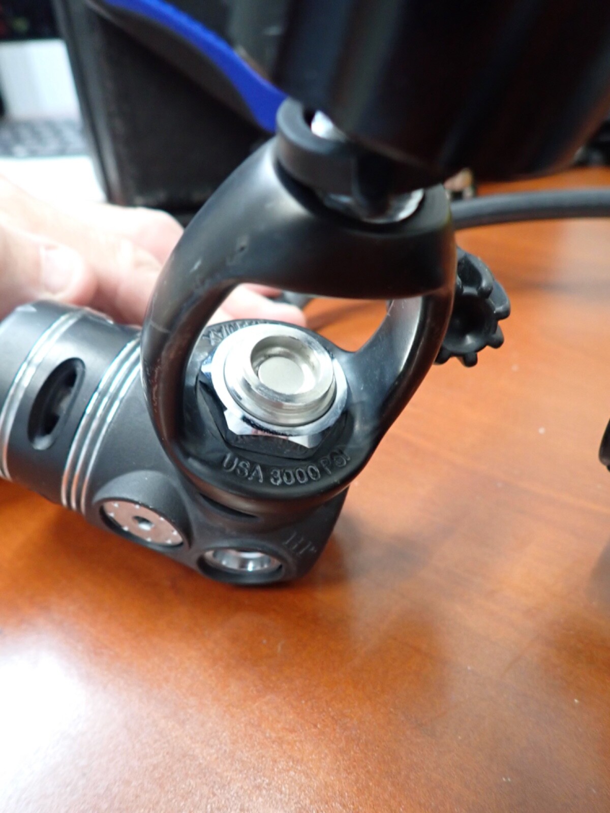 AQUALUNG LEGEND LX SCUBA REGULATOR YOKE STAGE Blk Finish Tests great