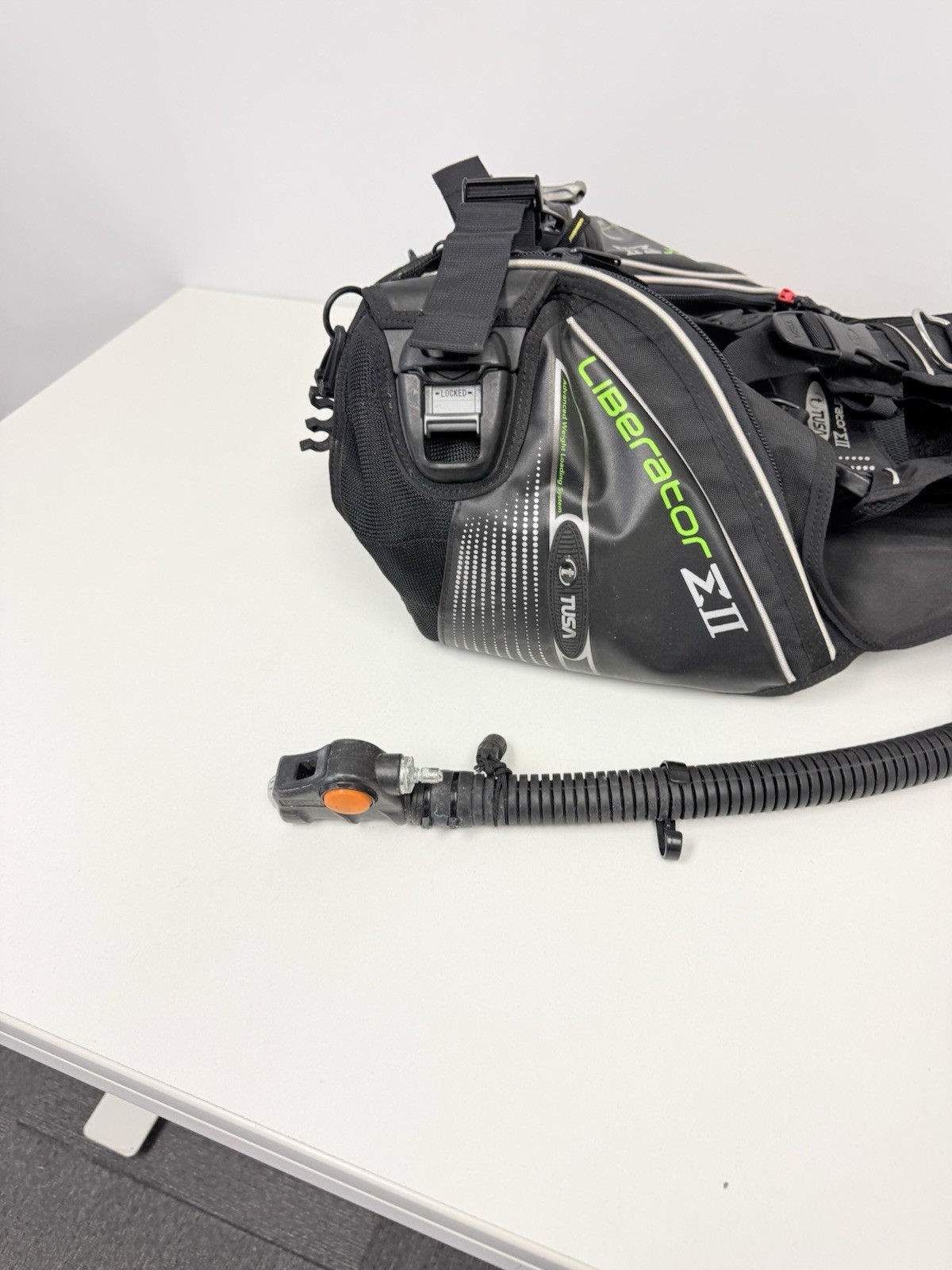 TUSA Liberator Sigma II BCD, Black Medium Vest