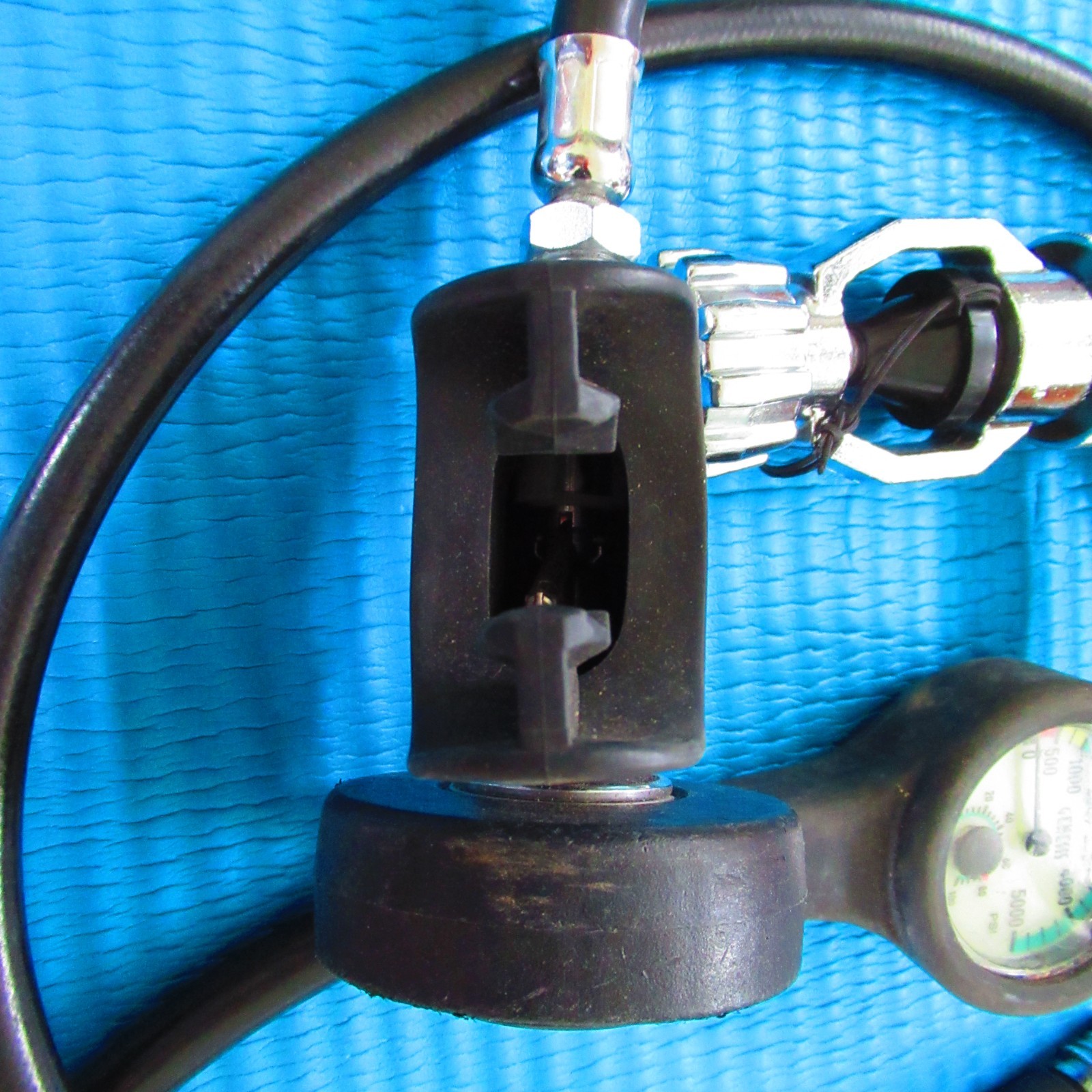 Vintage Poseidon 3960 1st Stage Scuba Diving Regulator with Cyklon 2nd Stage.