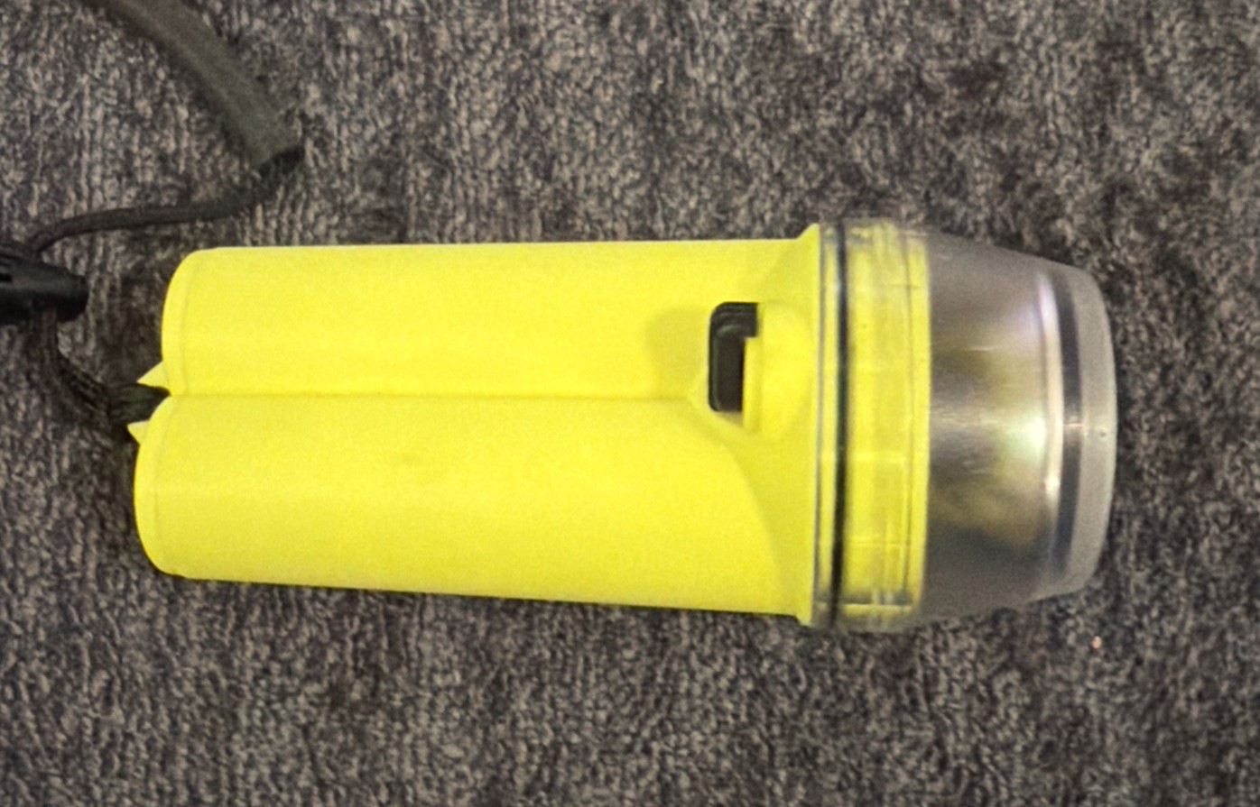 Princeton Tech Shockwave Underwater Flashlight | Lot Of 3- FREE SHIPPING 💦💦