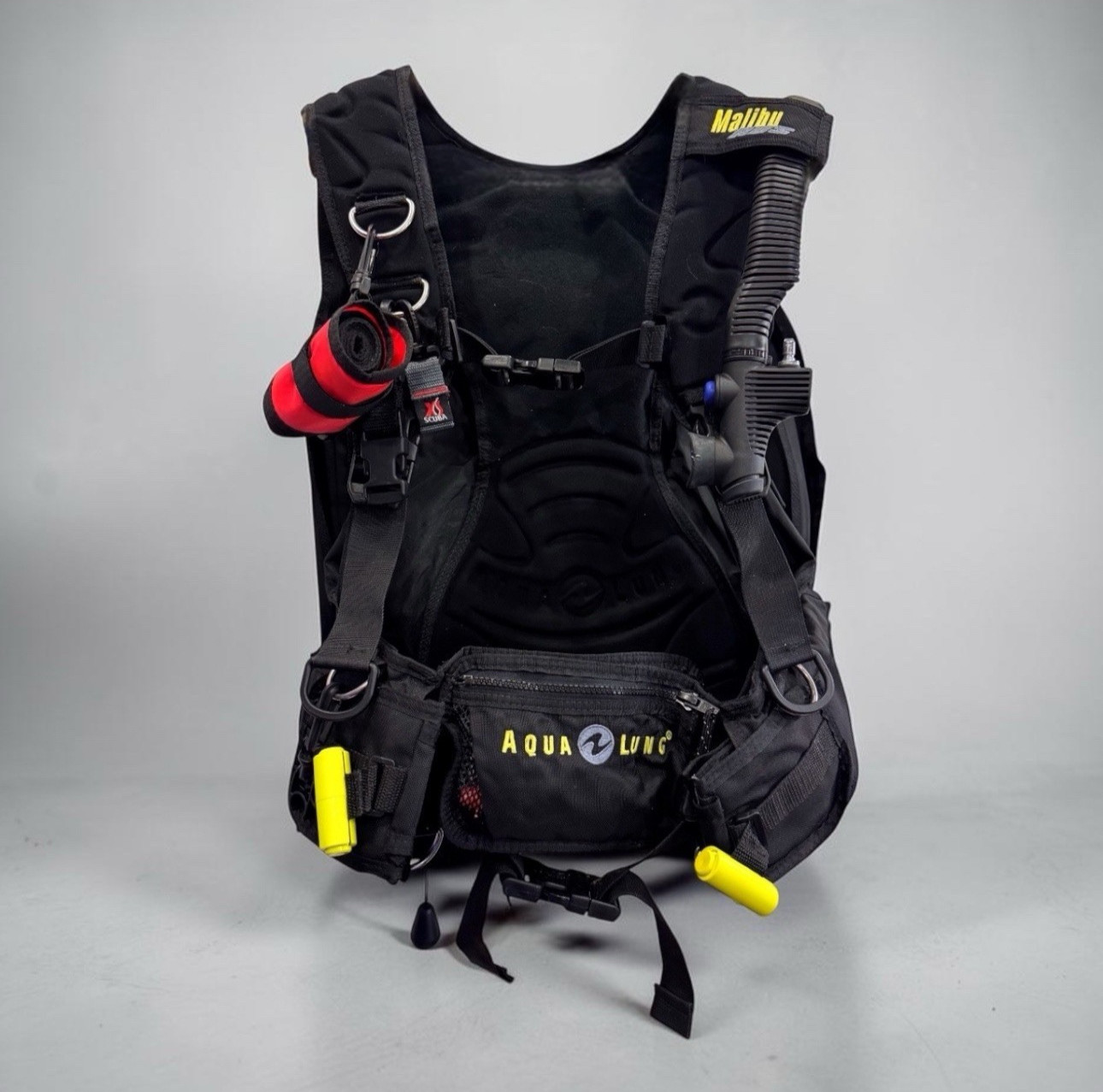 Aqua-Lung Malibu RDS Weight Integrated BCD SCUBA Dive Vest BC / Size Medium
