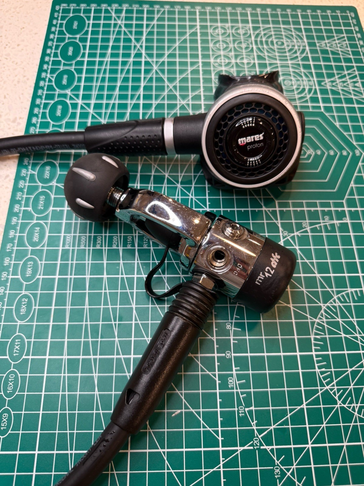 Mares Mr12 Dfc/Proton Scuba Diving Regulator Set-Yoke