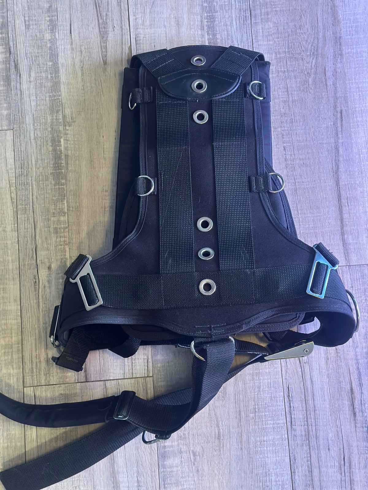 Dive Rite Transpac XT Harness, Gently Used. Size 17” Medium (T3300 Soft Pack)