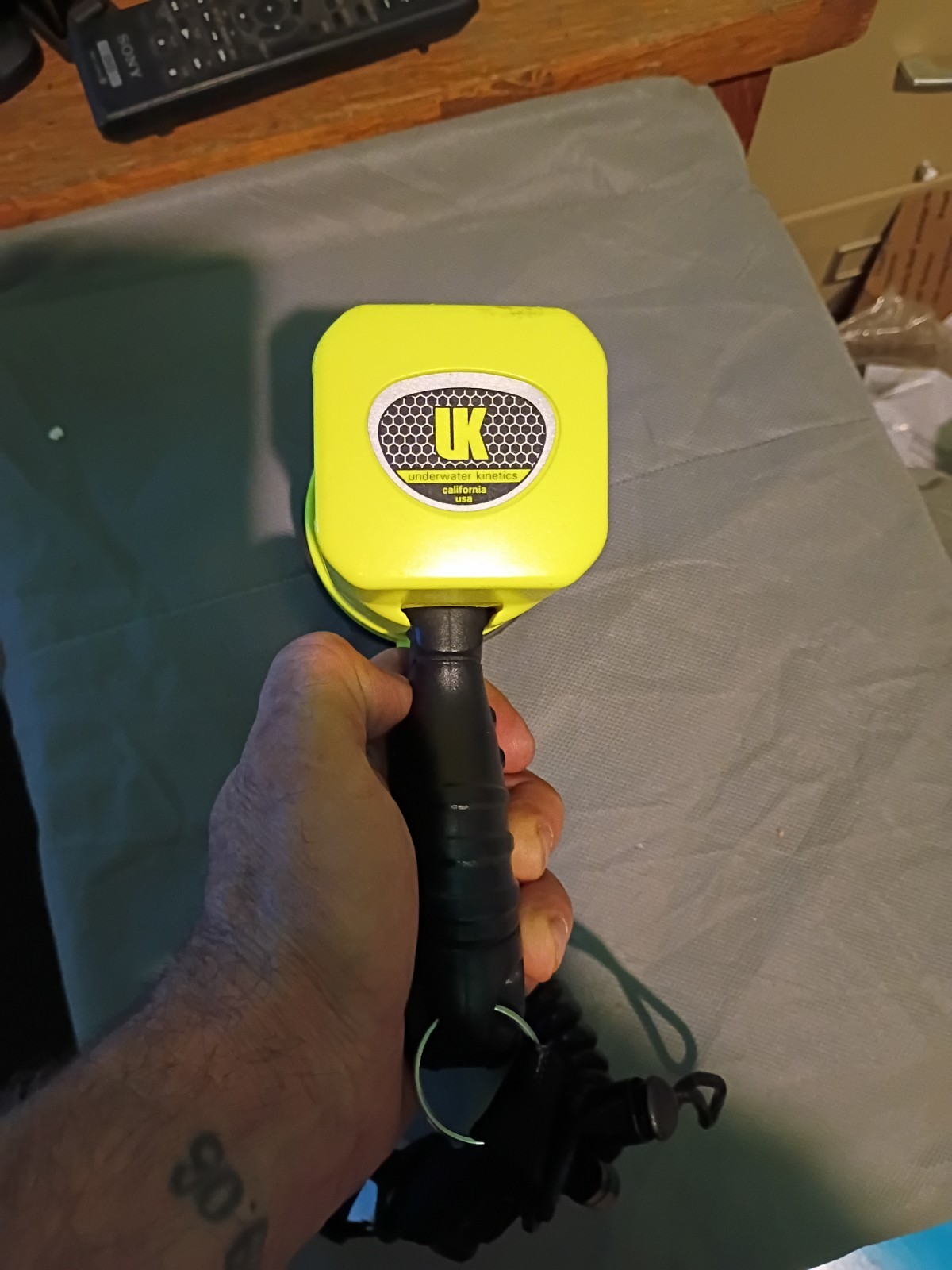 Underwater Kinetics Light Cannon eLED Pistol Grip Batteries Waterproof