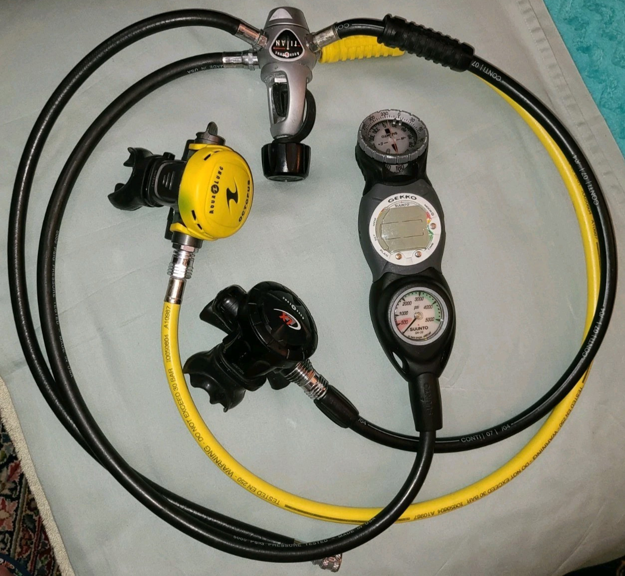Aqua Lung reg set, Titan 1st stage LX reg, Suunto console w Gekko compass & SPG