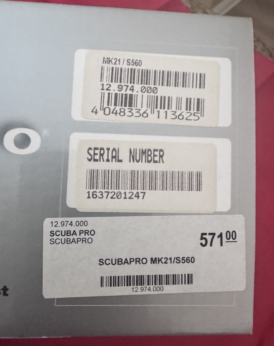 SCUBAPRO REGULATOR S560 MK21 BOX AND MANUAL LOOKS LIKE NEVER WET! RETAIL$570