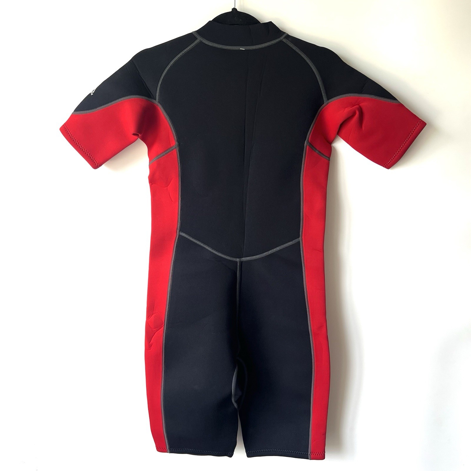 Herto Guardian Womens 14 Black Red Front Zip Wetsuit Water Sports Scuba NEW TAG