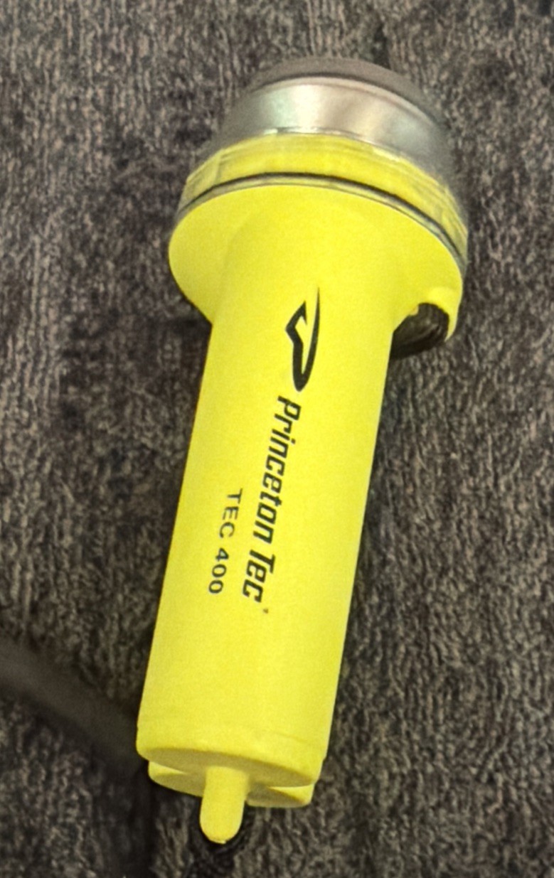Princeton Tech Shockwave Underwater Flashlight | Lot Of 3- FREE SHIPPING 💦💦