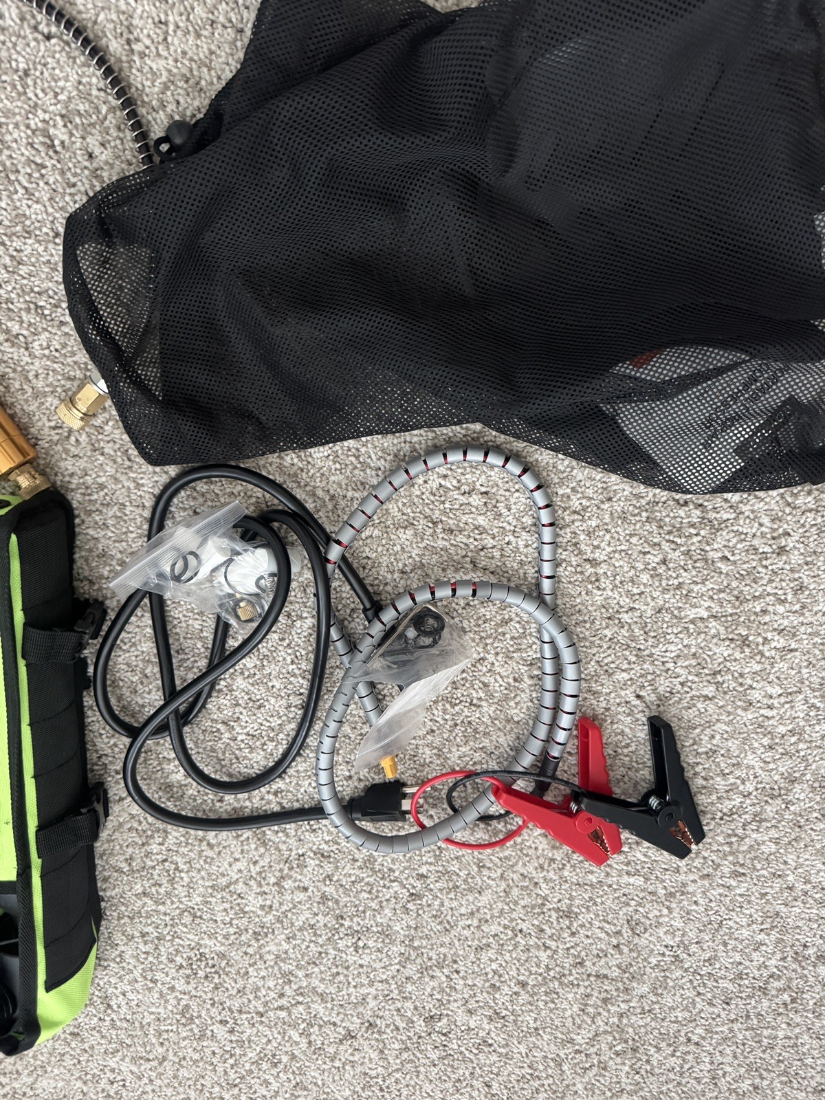 GOYOJO 0.5L Scuba Tank INCLUDES PORTABLE AIR COMPRESSOR Diving Lung Tank Kit