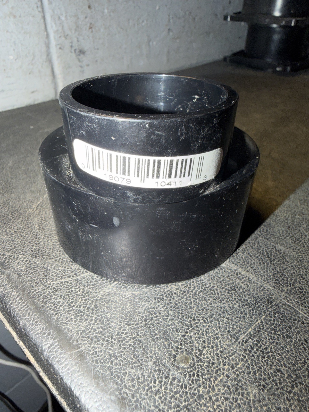 Valterra T1041-1 Eccentric Tank Reducer – 3″ Spigot x 1-1/2″ Hub