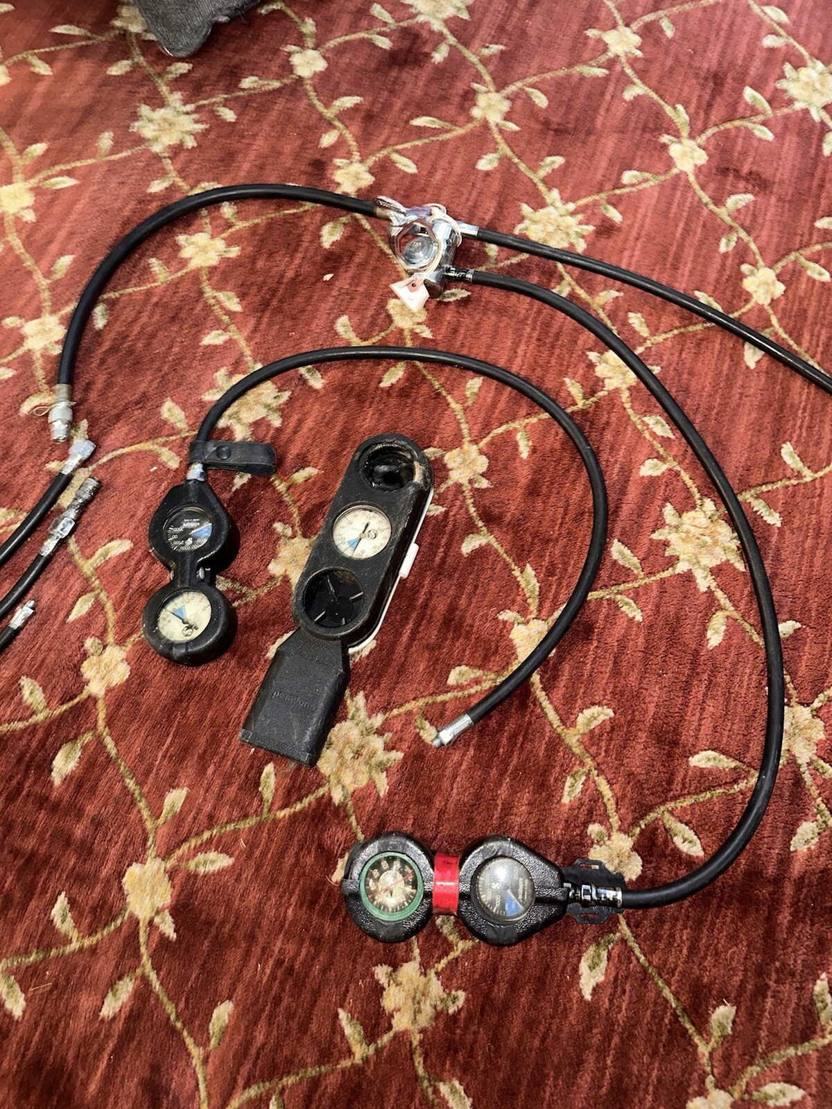2 Scubapro Regulator With Gauges And Extras – MK5 And R109