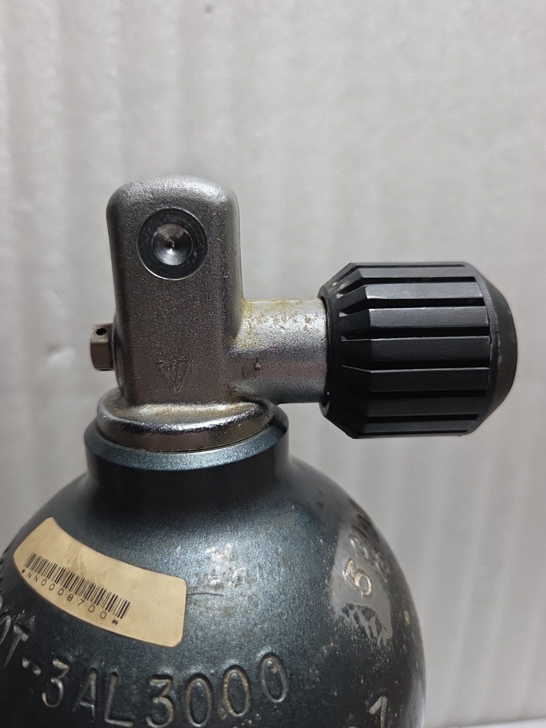 Luxfer 13 Cu Ft Aluminum Scuba Diving Tank 3000PSI Cylinder & Valve 13″ x 4.5″