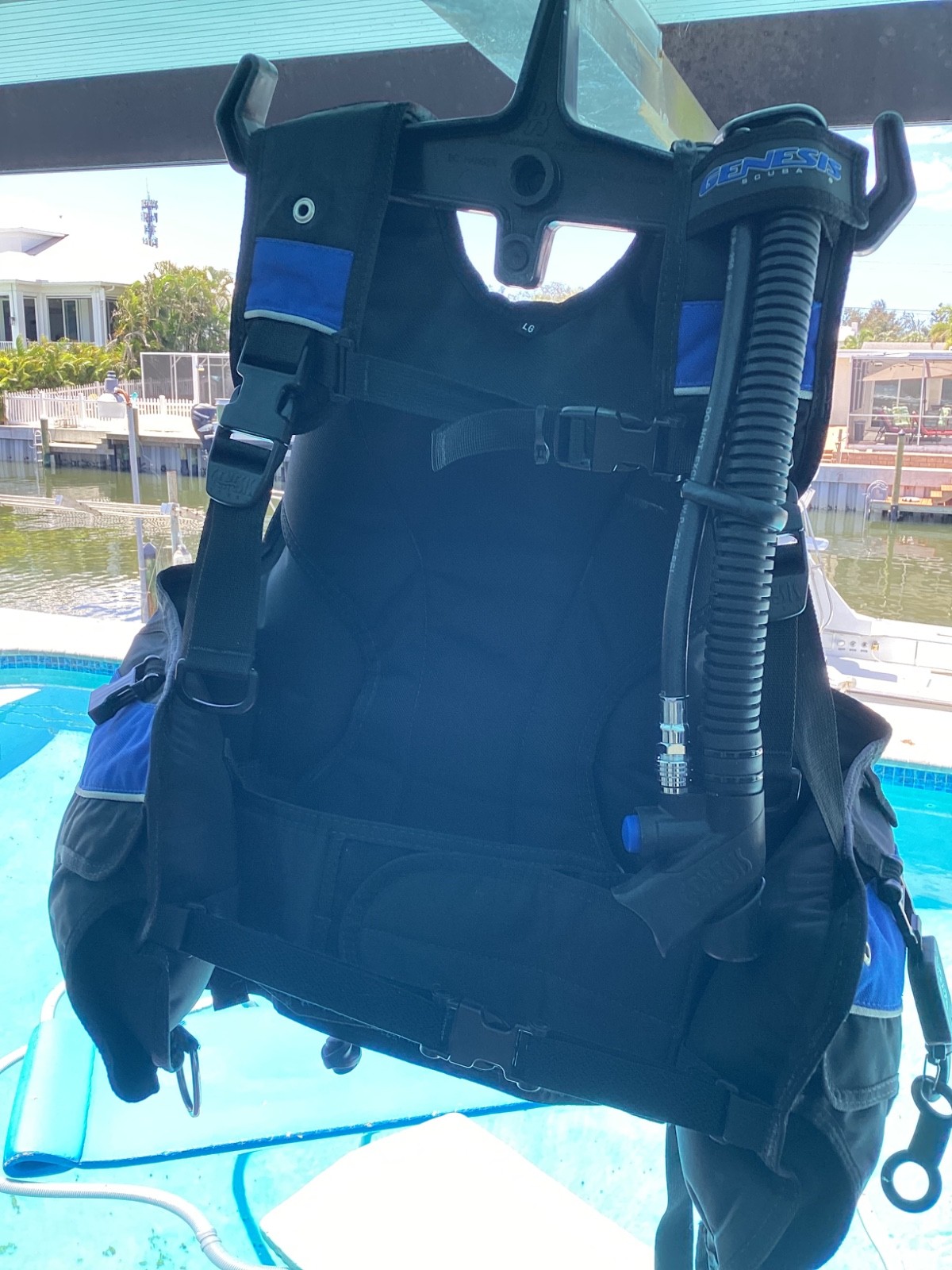 SCUBA BCD Quality Genesis Phantom BC NEW Size Large.