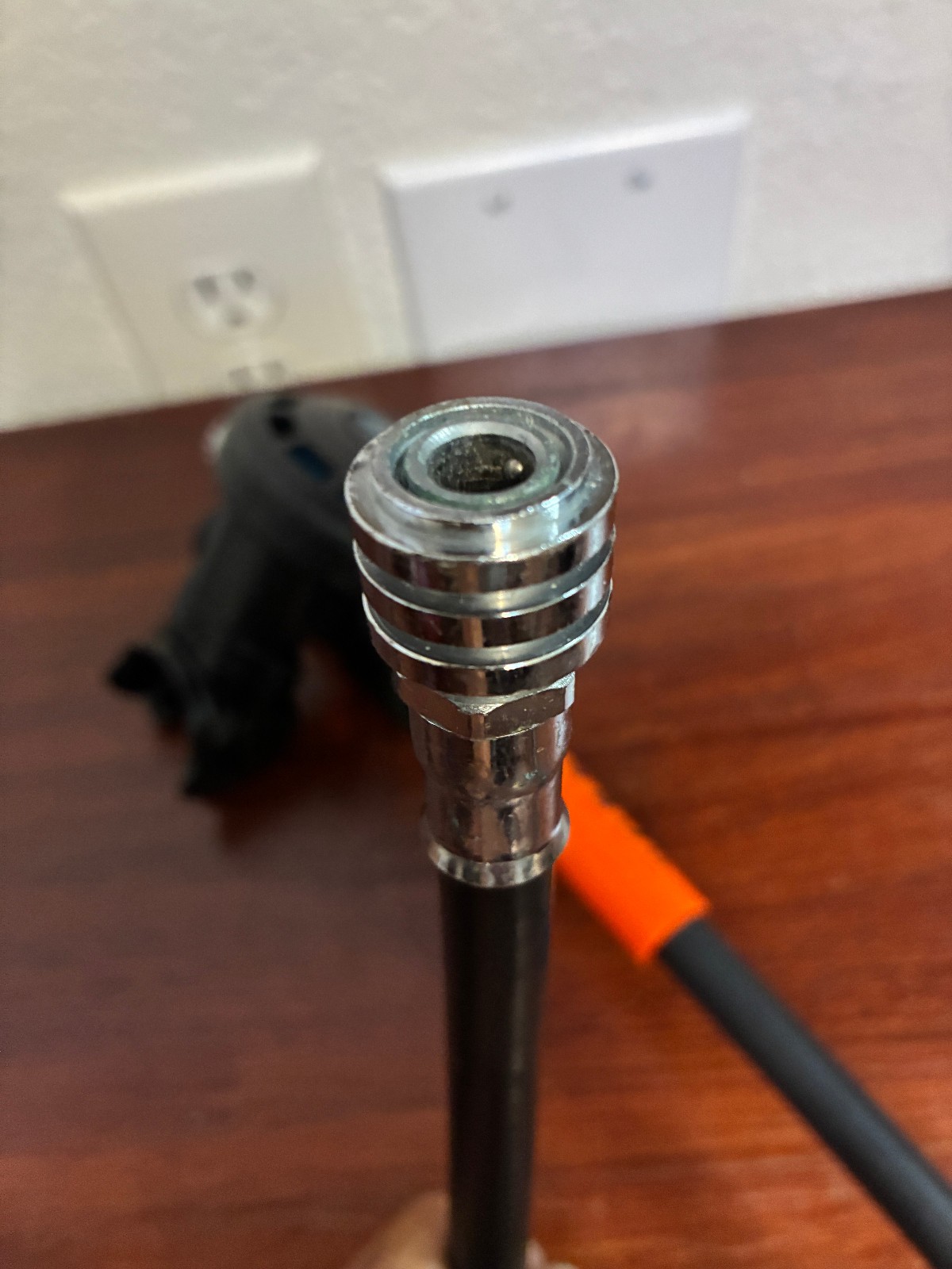 Scubapro G250 + S600 + 3000 PSI First Stage + BCD (M) + Oceanic DataMax Pro