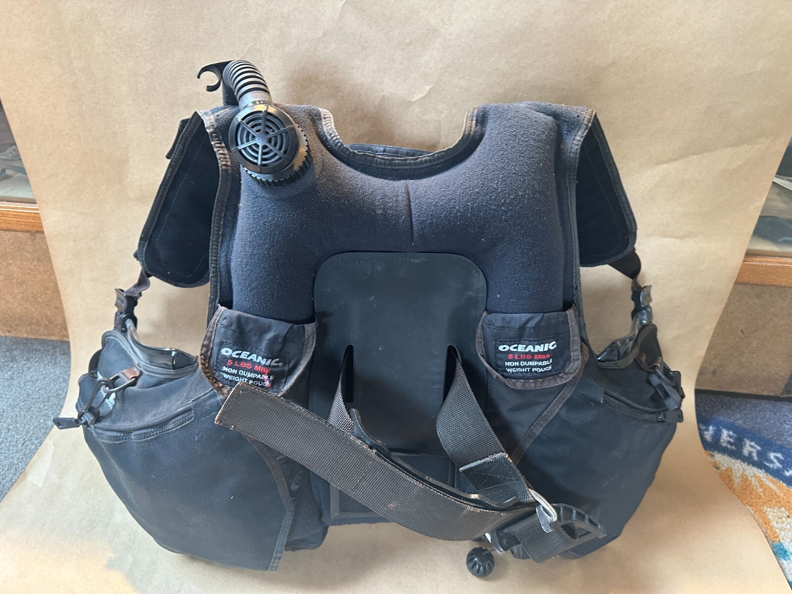 Oceanic OPSK BCD, Size Small/Medium with integrated weight system