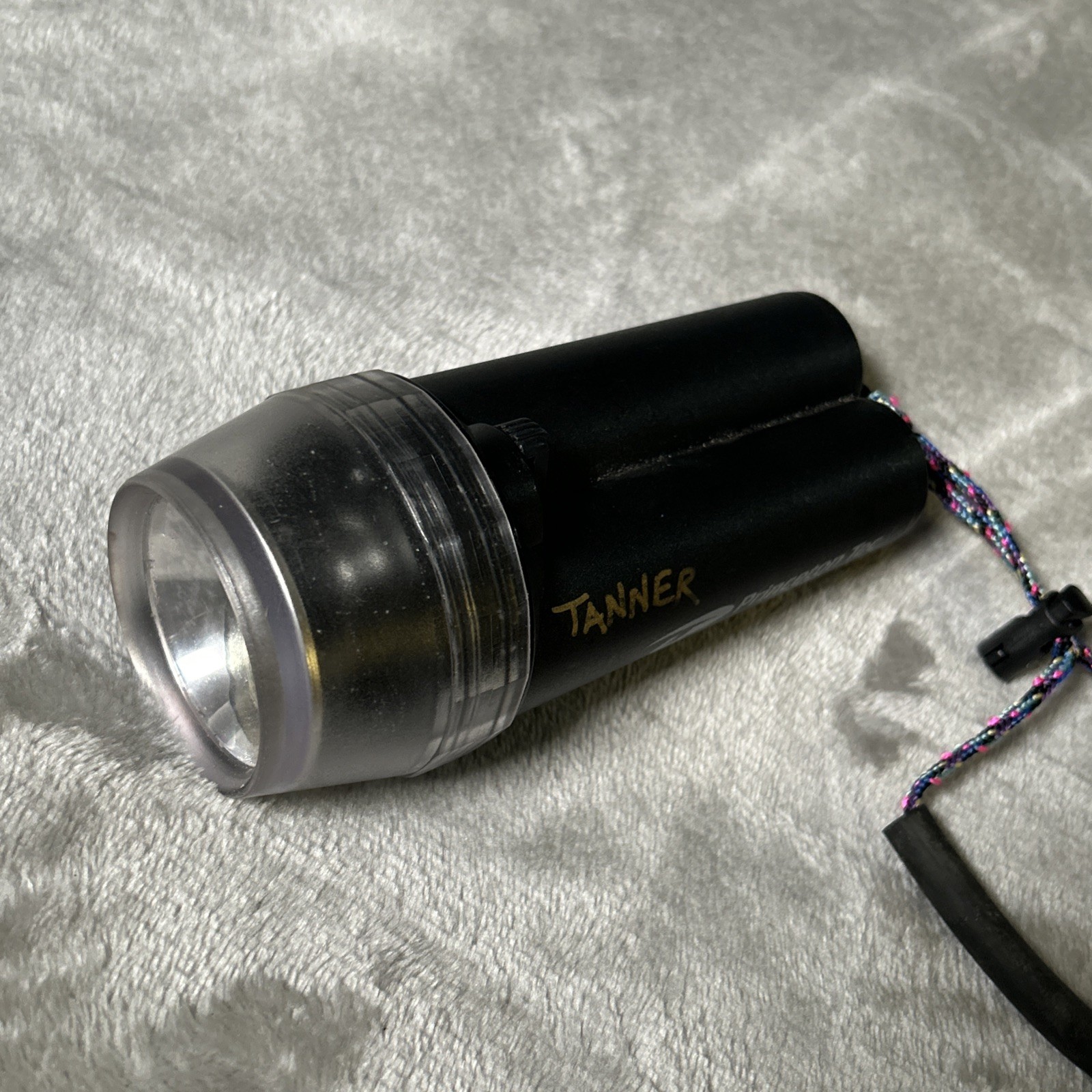 Princeton Tec 400 Dive Light Black For Parts Untested