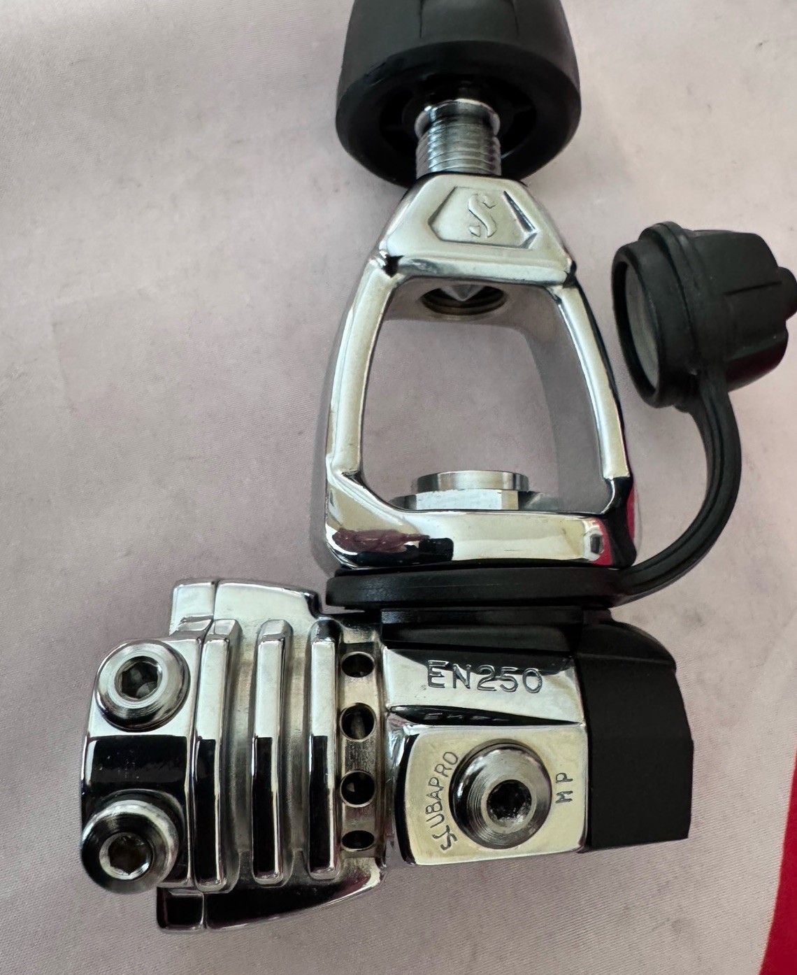 SCUBAPRO REGULATOR MK21 FIRST STAGE PRIMO COOL!