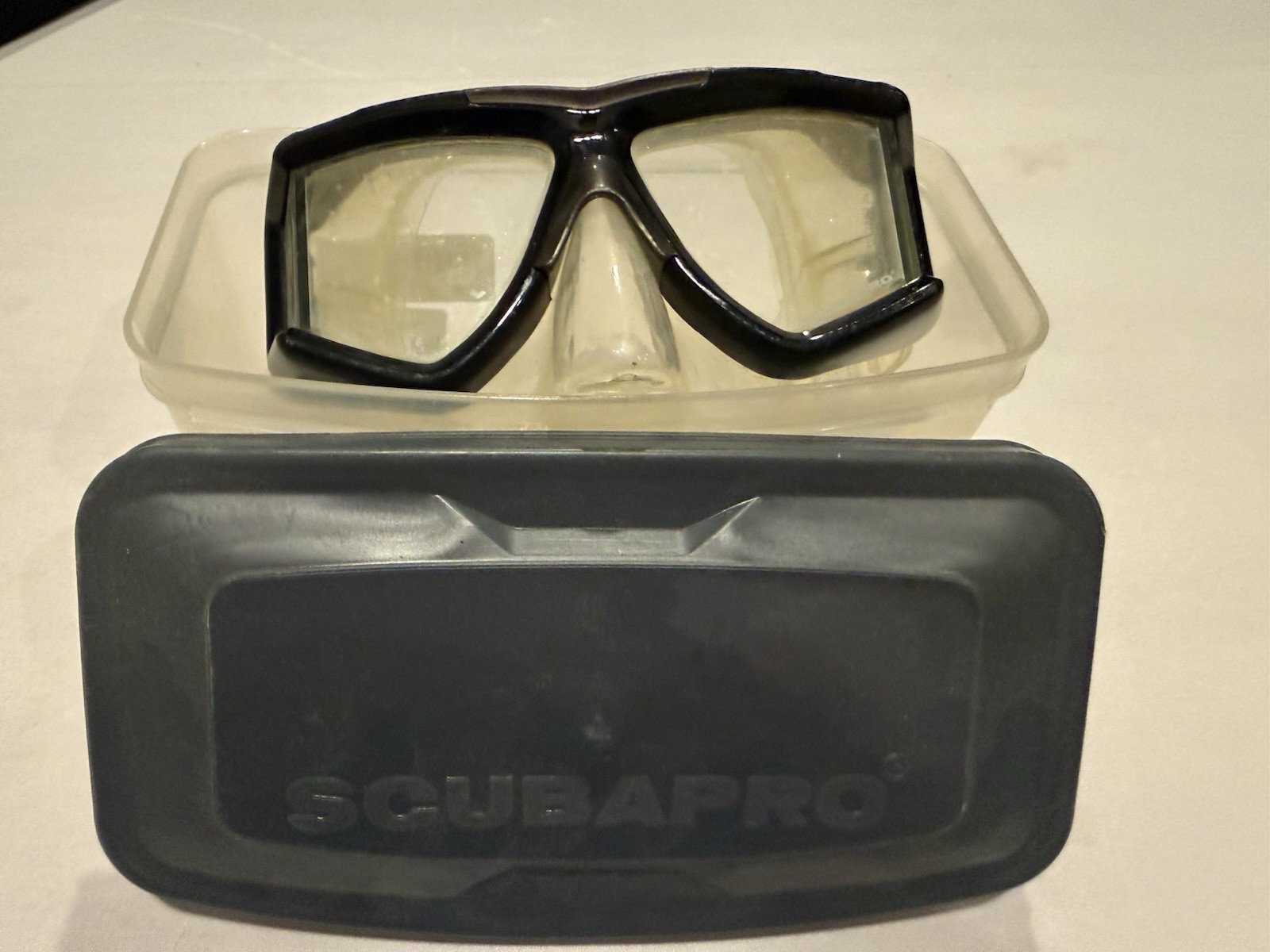 Scubapro Clear VU mask Clear/ Black Excellent condition