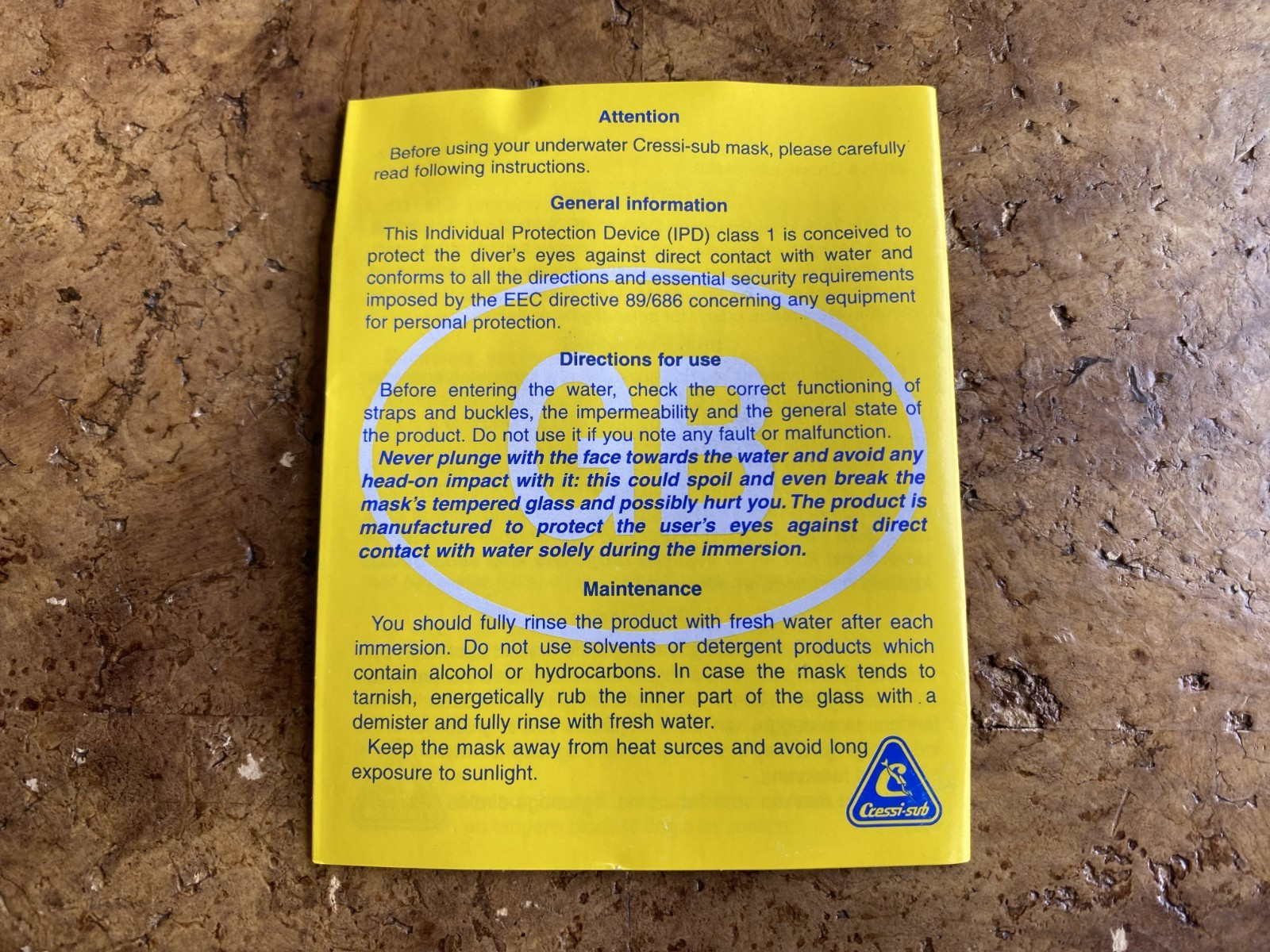 CRESSI Sub Diving Mask in Blue with Case and Instructions – Used Once