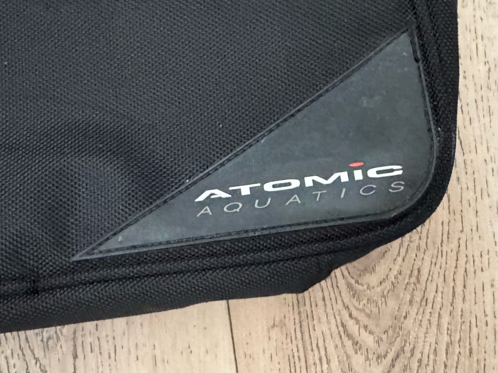 ATOMIC AQUATICS REGULATOR BAG WAY COOL! SOLID LARGE WITH STRAP!