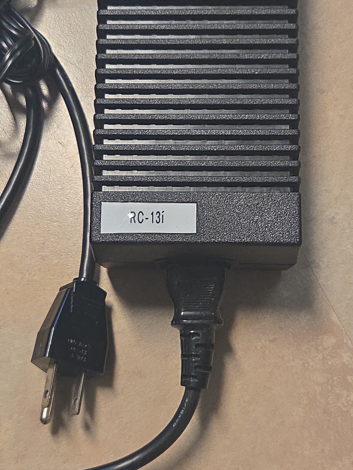 Ocean Technology RC-13i Charger For RB-6V Battery Pack