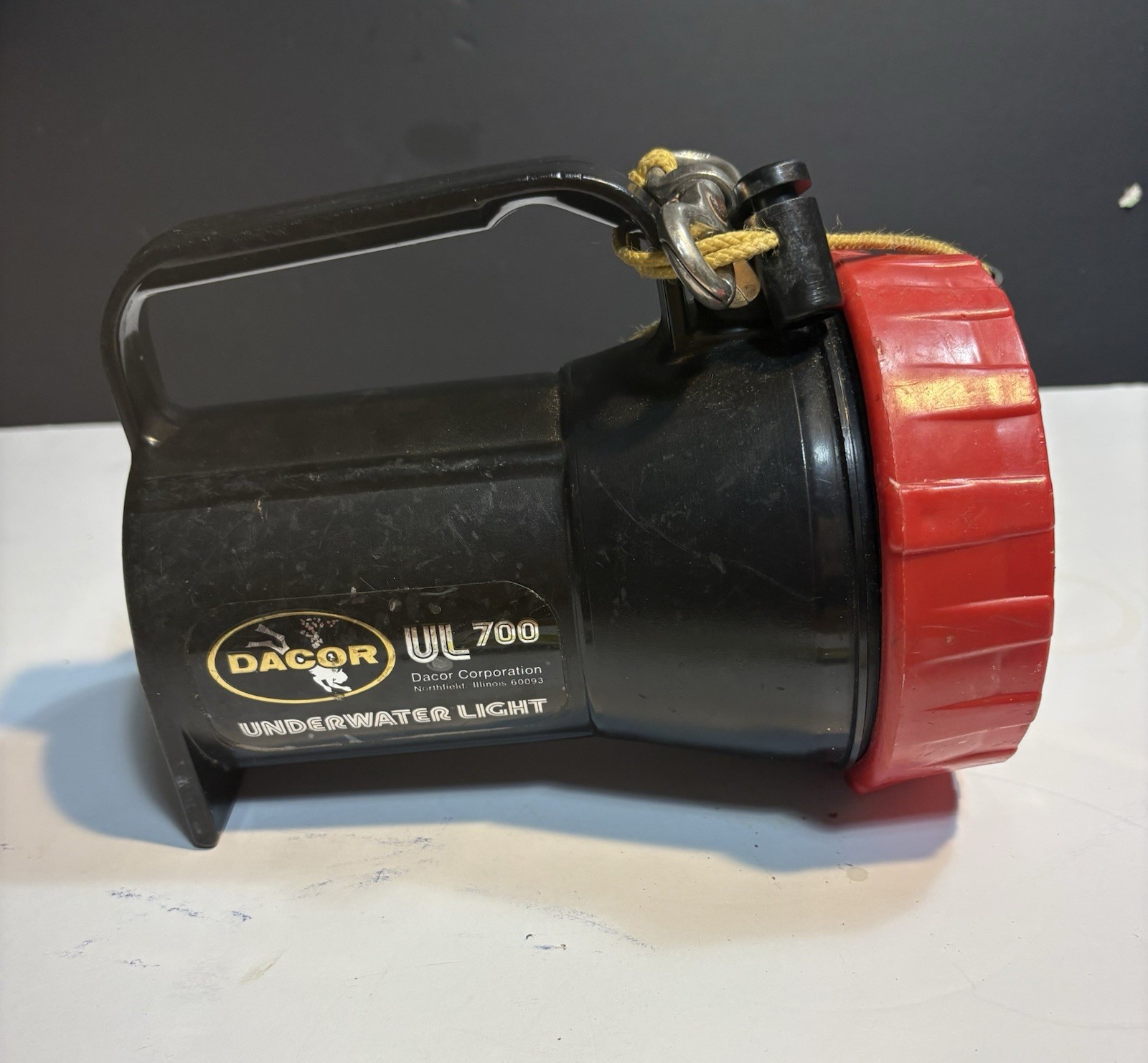 Vintage Dacor Scuba Diving UL-700 Underwater Flashlight. Untested