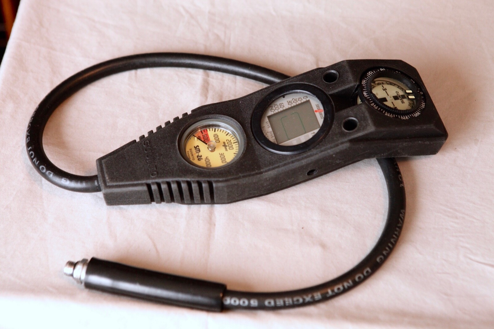 Suunto Scuba Dive 3 Gauge Console, Very Good Condition, Requires battery
