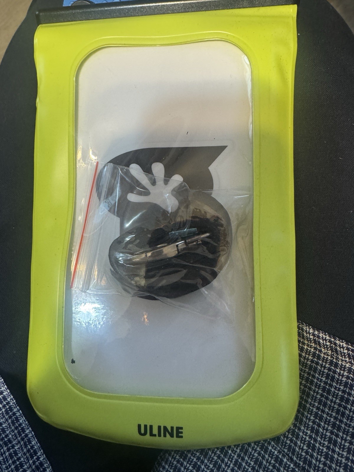 New Geckobrands Waterproof & Float Phone Dry Bag With Lanyard High Visibility