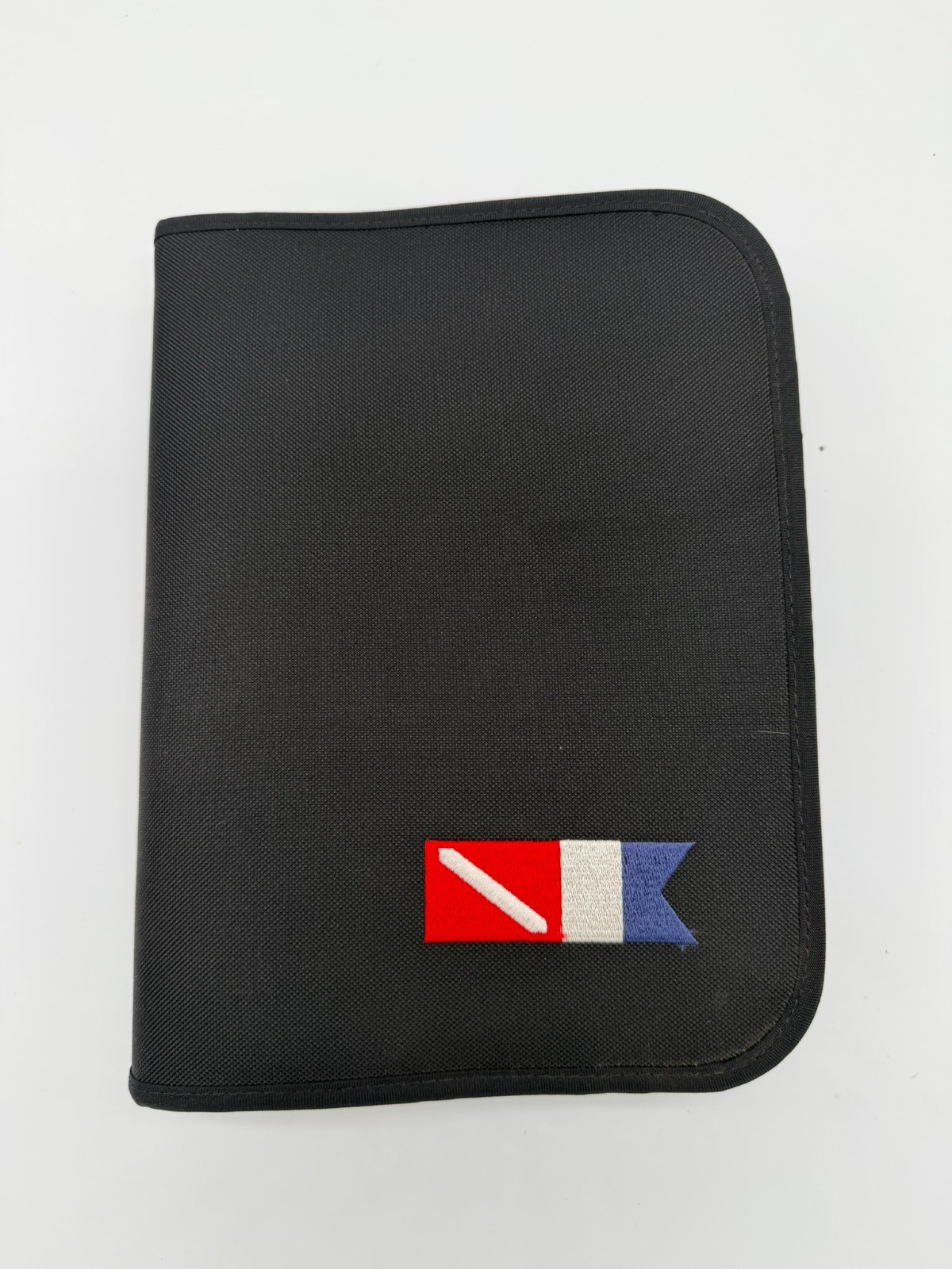 Deluxe Scuba Diving 3-Ring Log Book Binder – Zippered Travel Case with Dive Flag