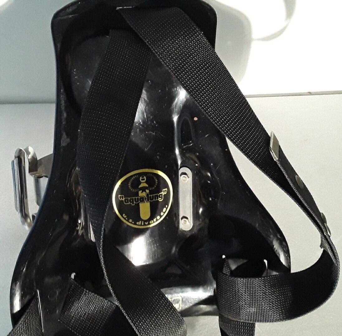 *** Aqua-Lung/US Divers Kam «EZ» Pak Black & Yellow – Rare 1974 Tank Holder Pack