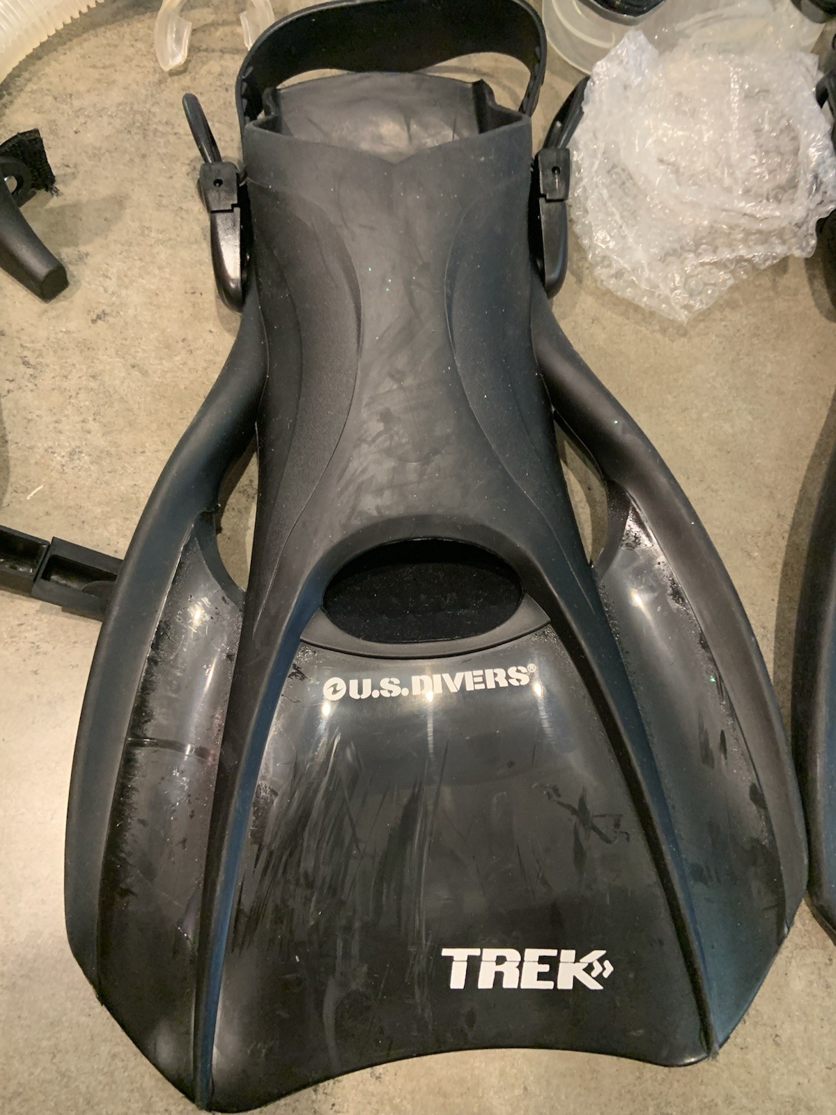 US DIVERS TREK Fins Large 10-13 W/Snorkel & Mask