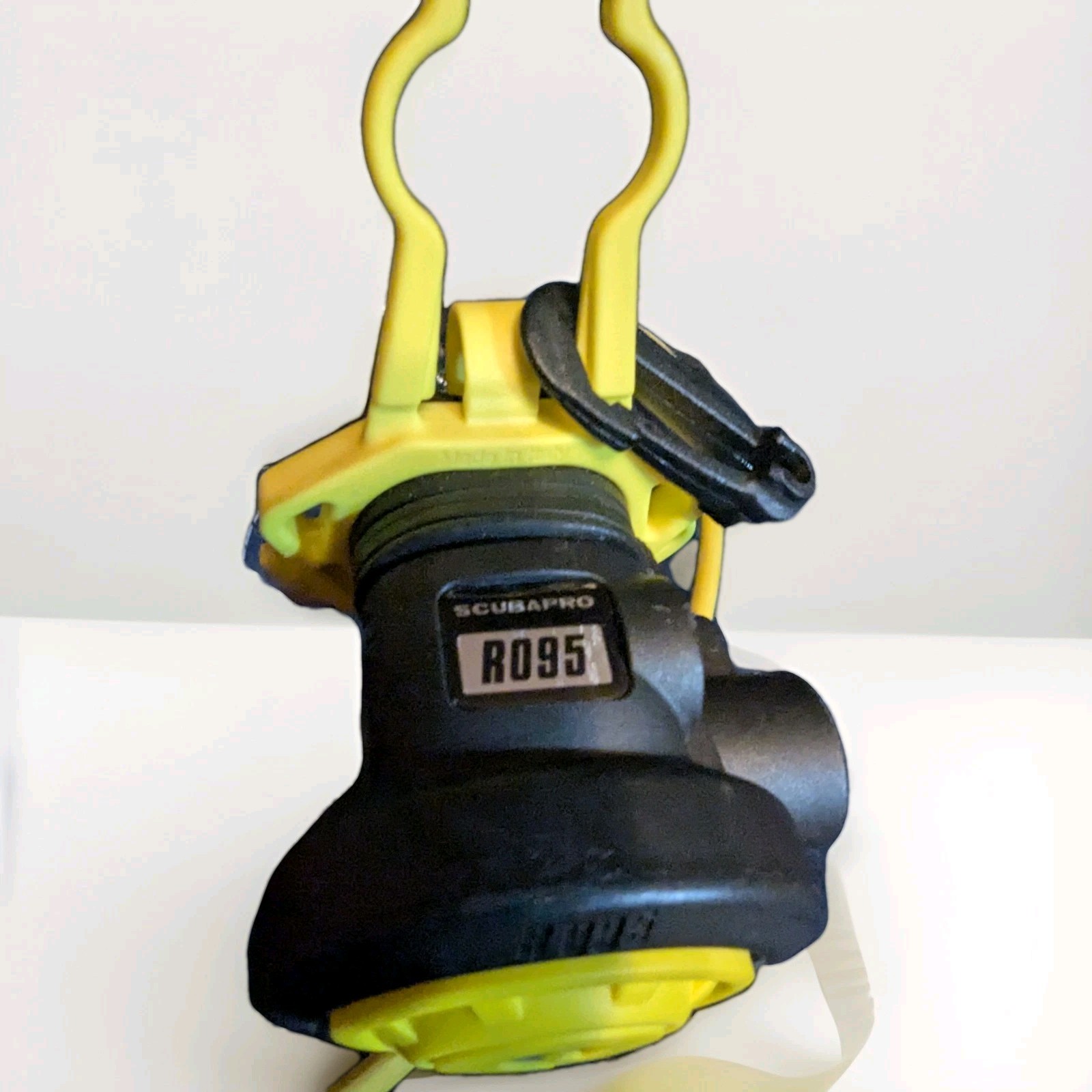 Scubapro MK11 S560 Regulator + R095, Dual bar/psi Guage Complete Octopus