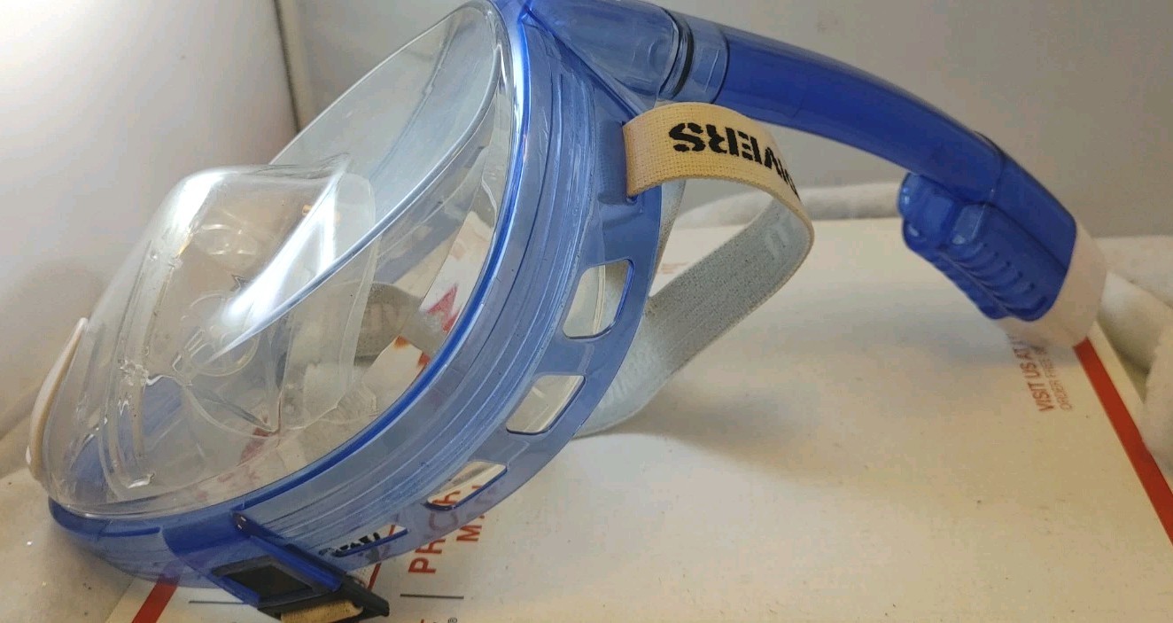 U.S. Divers Adult Small/Medium S/M Full Over The Face Mask Snorkeling Swimming