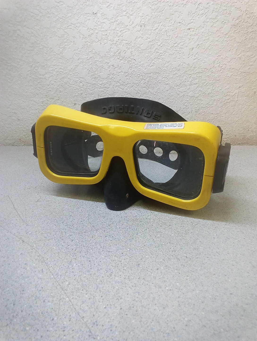 VINTAGE 70’s Santiago Goggles Face Mask, Diving Scuba Mask, Made In Italy