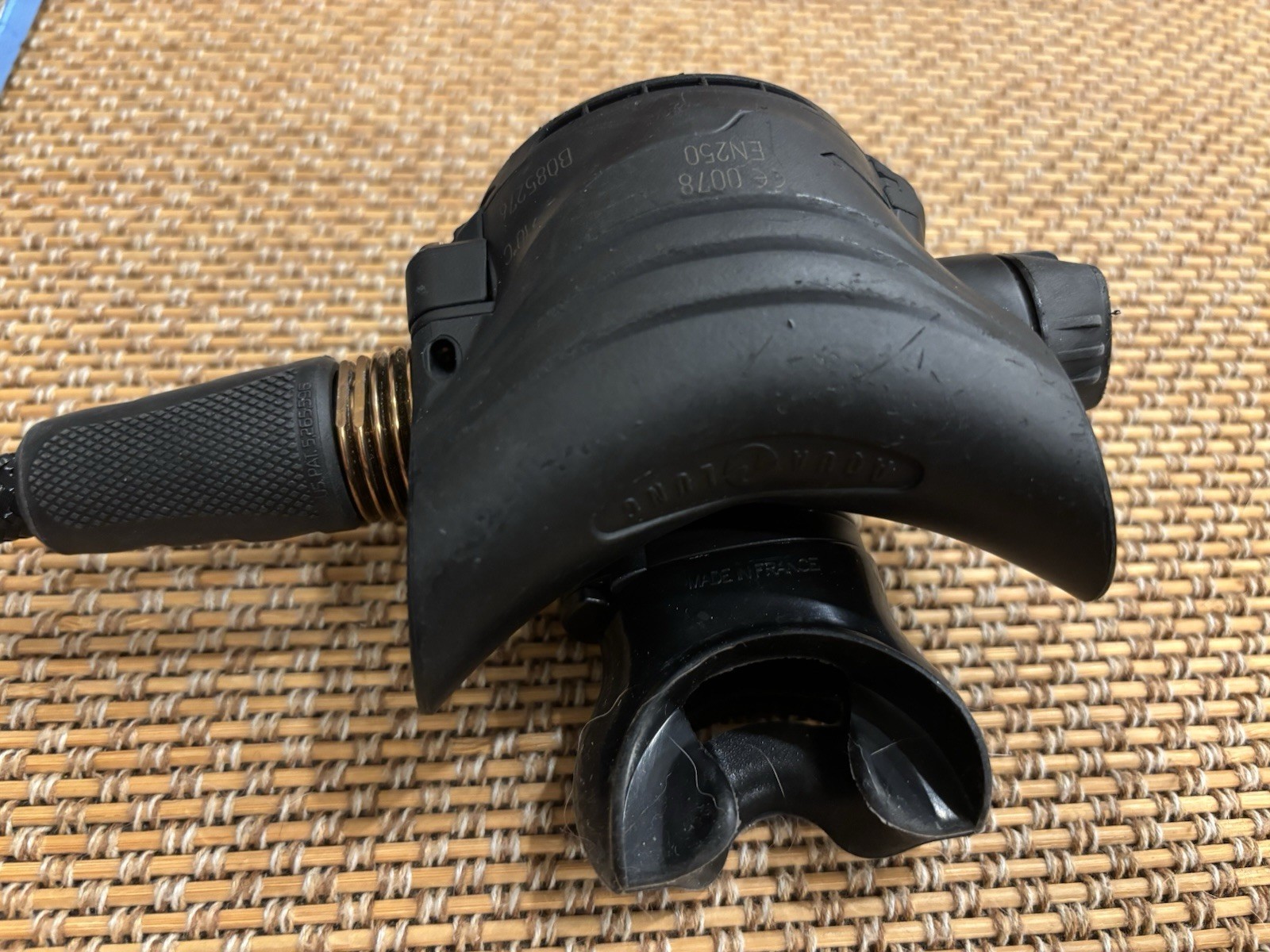 Aqua Lung Legend Gold Regulator Set for Scuba Diving 1st 2nd Stage Yoke