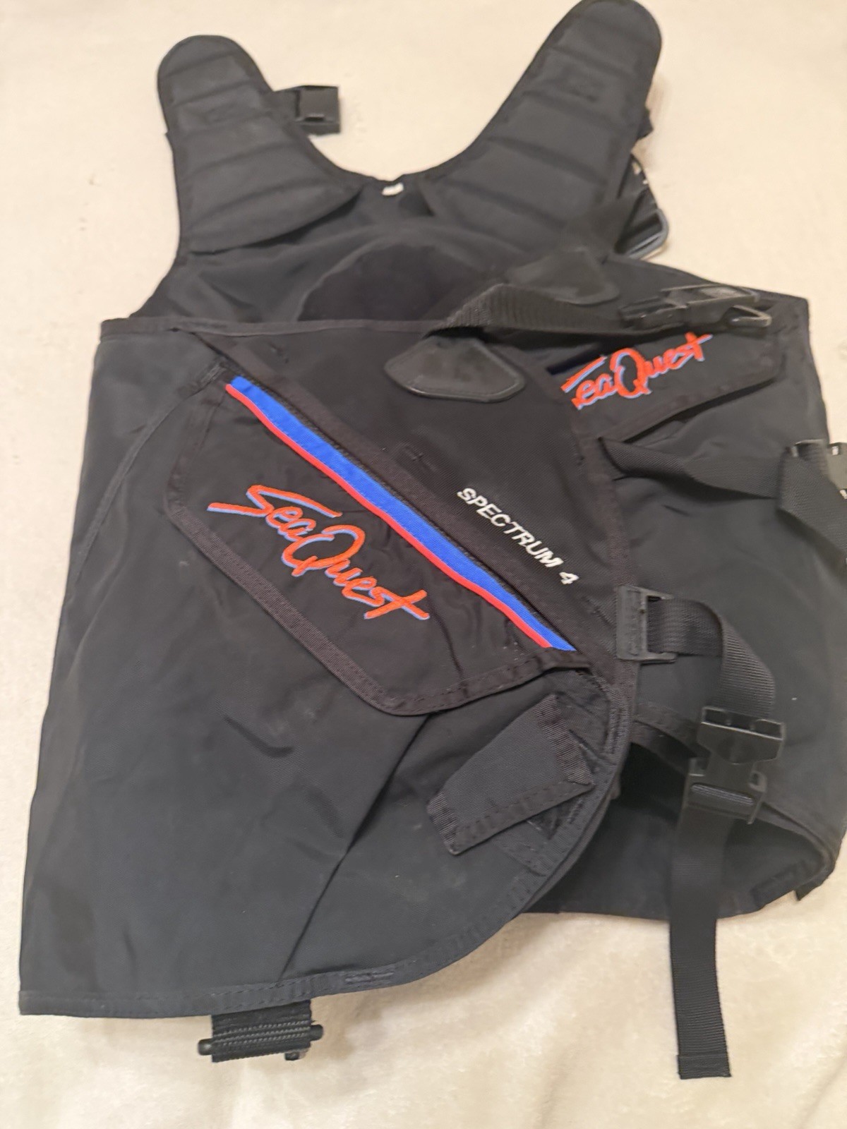 SEAQUEST DIVE VEST