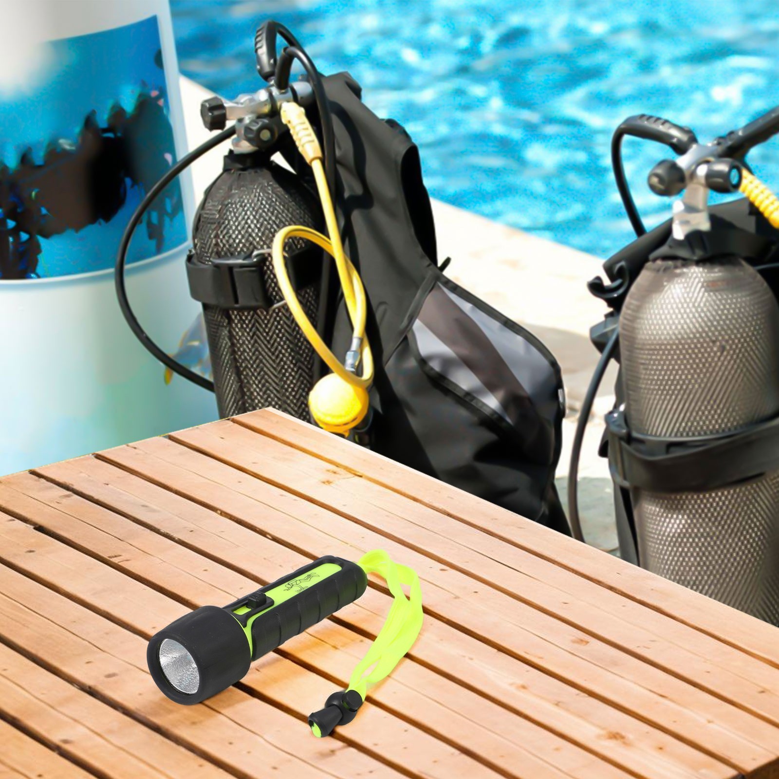 Diving Flashlight Torch 15.2×4.2cm For Hunting/rescue/camping LED Lamp Lantern