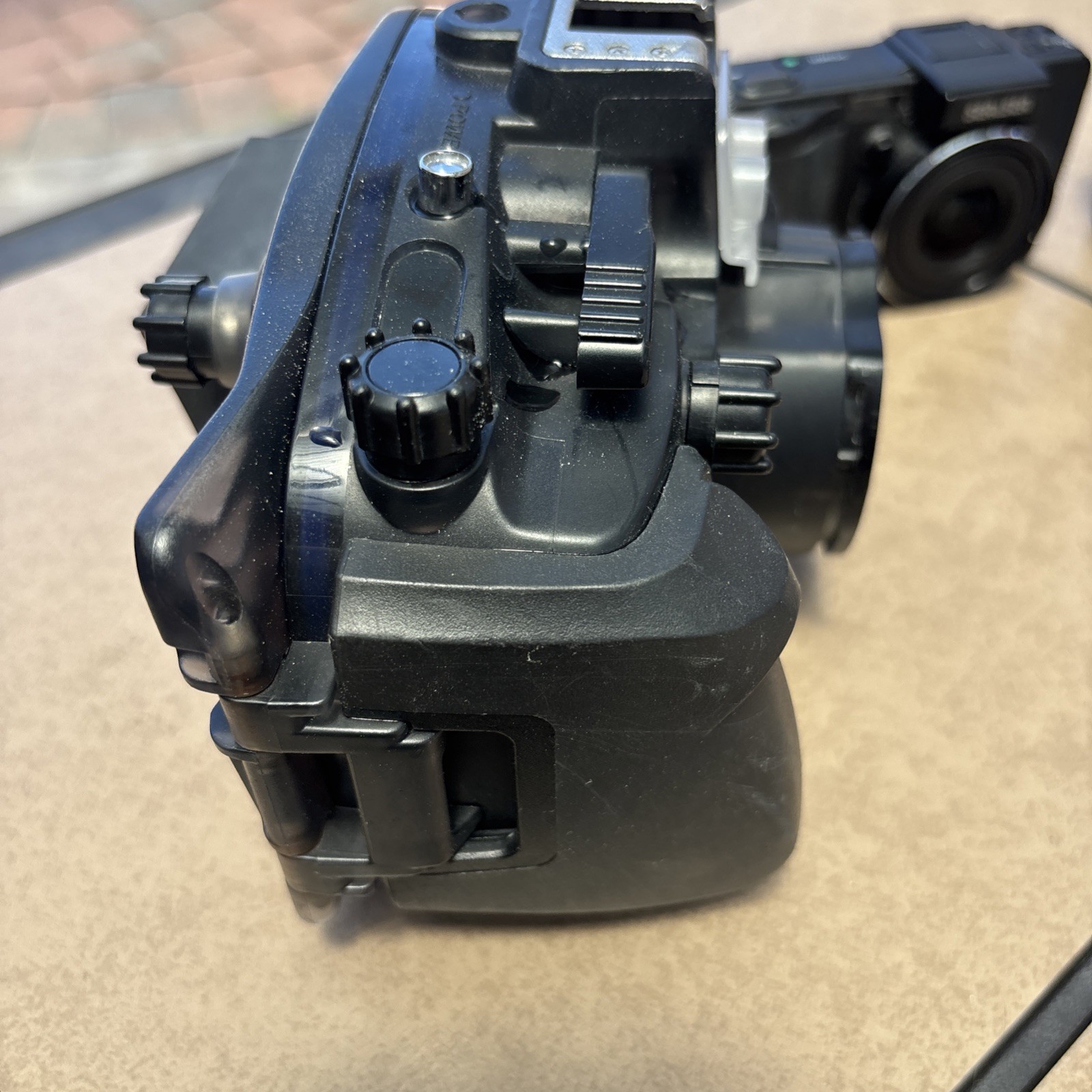 Sea Sea 1G DX 1G Compact Digital Camera With Underwater Housing Set