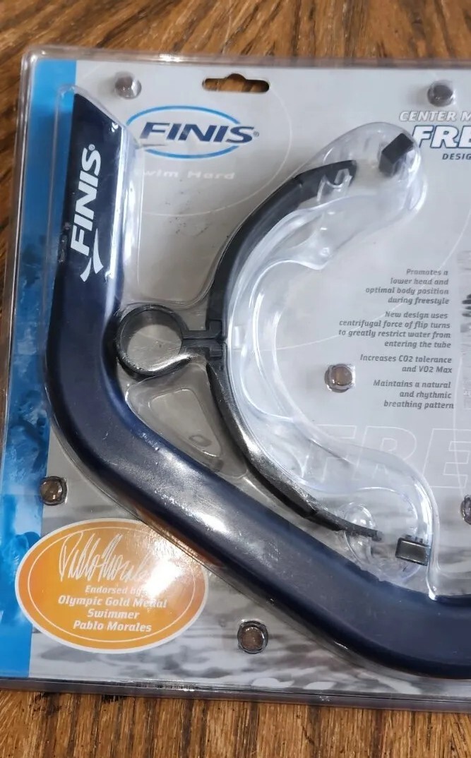 Finis Freestyle Snorkel Blue – Center Mount – Freestyle Swimmers – Snorkeling