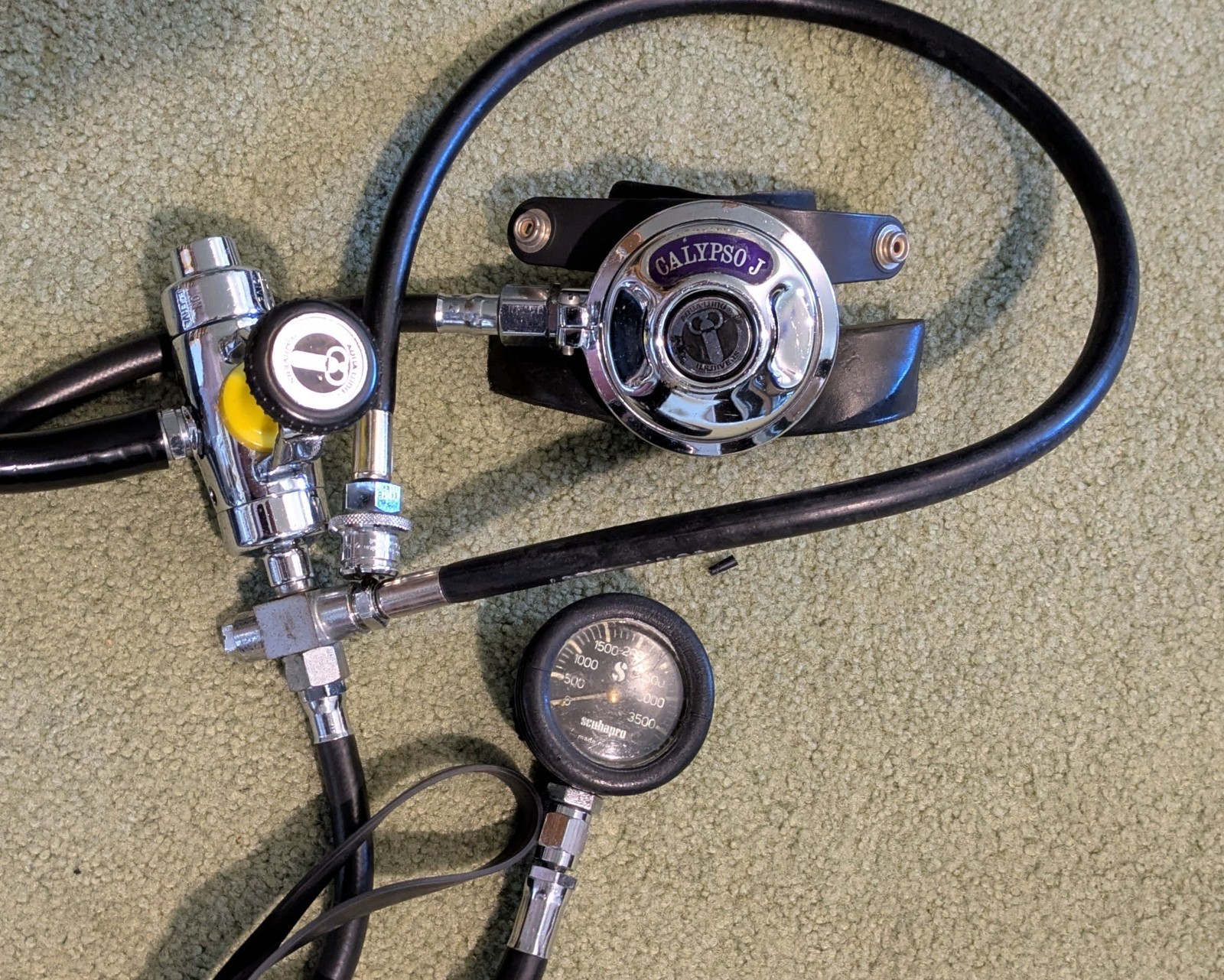 Vintage US Divers Calypso J scuba regulator