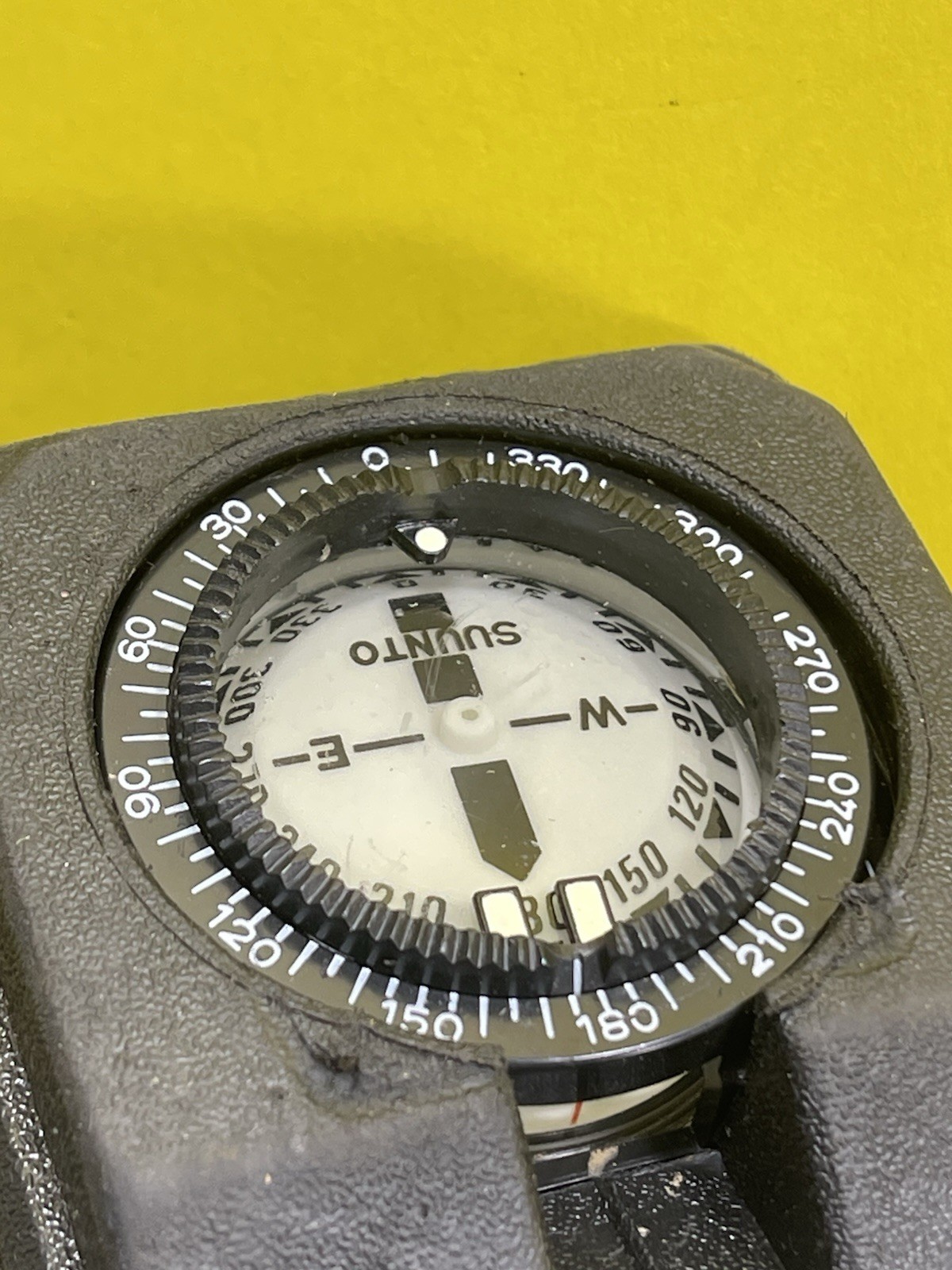 Scuba Dive Regulator & 3 Gauge Console Suunto SM-16 SM-26