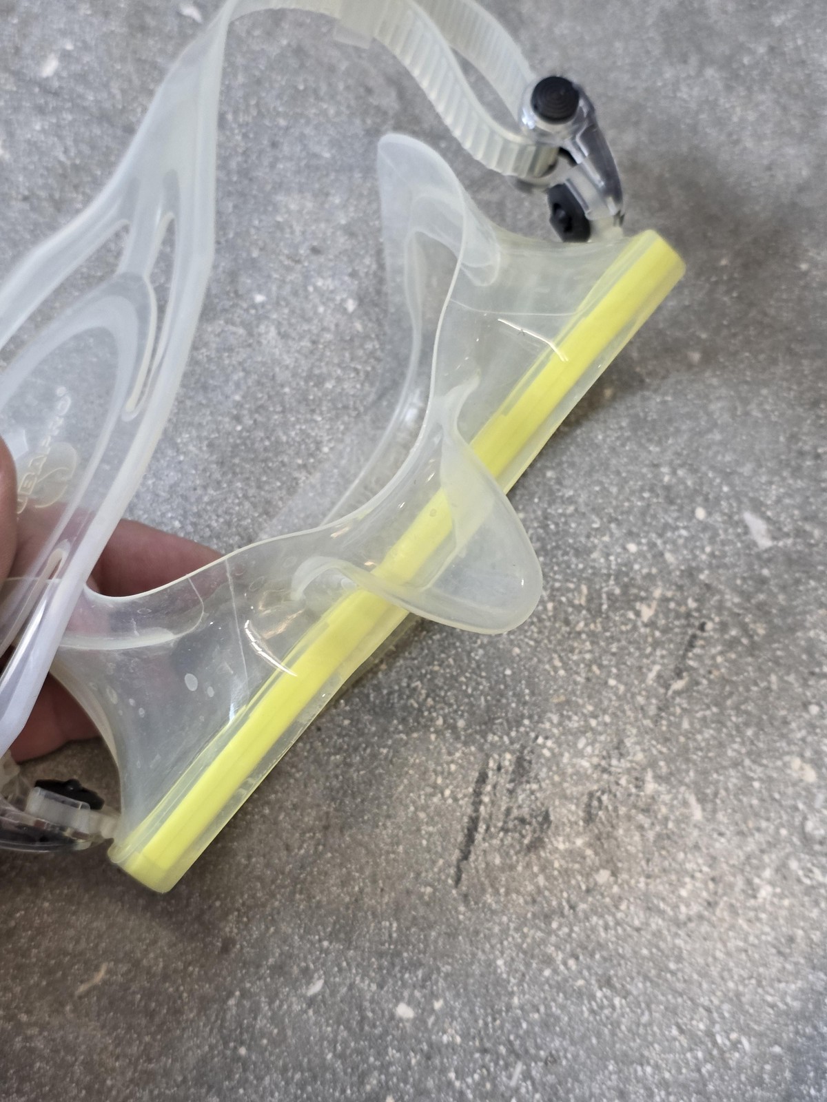 Scubapro Solo Dive Mask One Size Yellow Clear Tempered Glass Snorkel Scuba