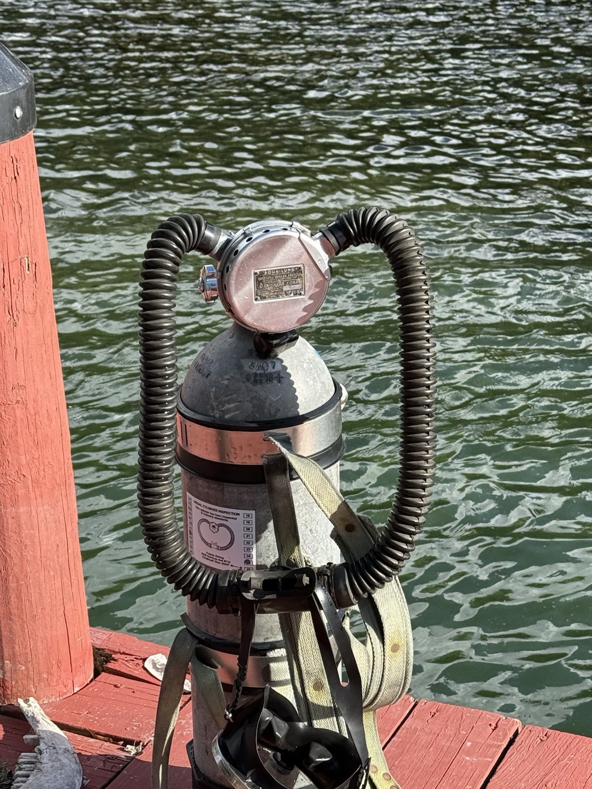 Vintage US Divers Navy Type DA Double Hose Scuba Regulator vintage scuba
