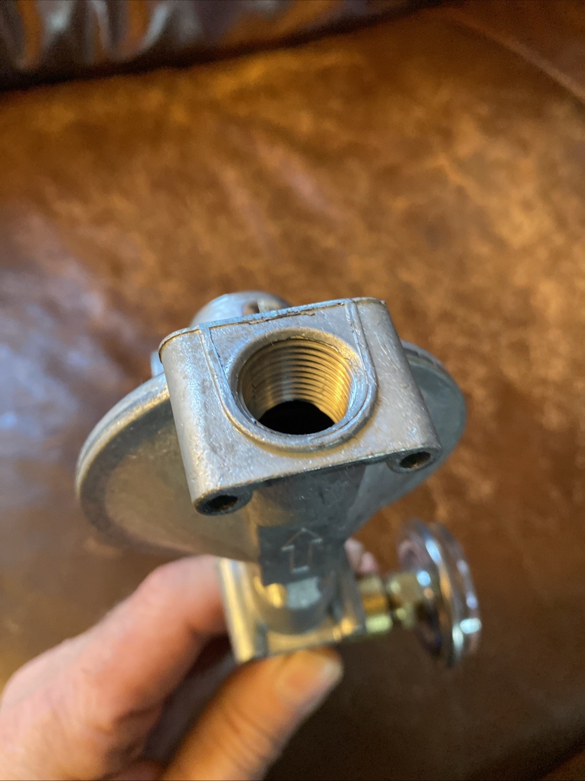 Trident Marine 1200-1411 L.P. Gas Regulator, 300 PSI, POL Tank Fitting