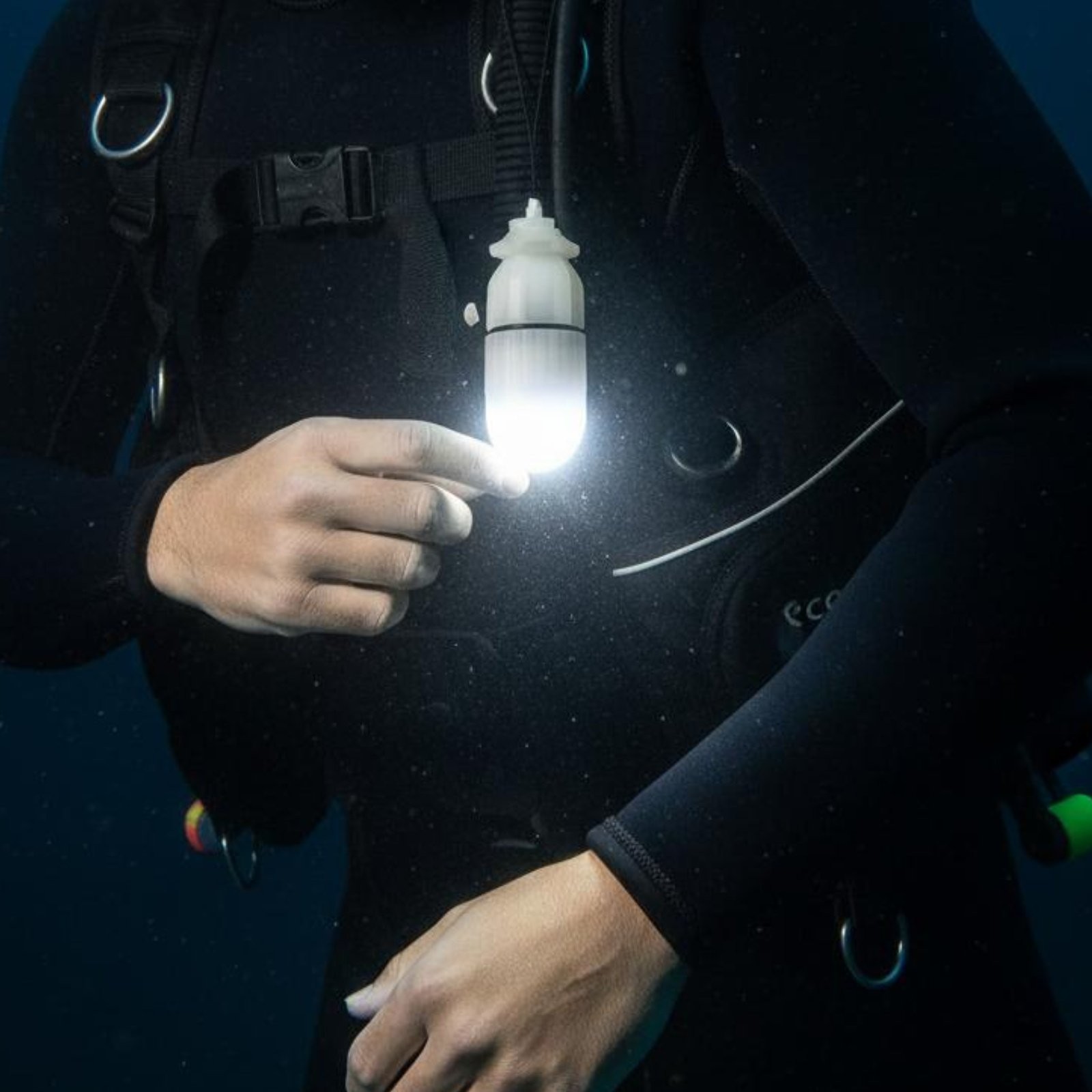 Dive Buddy Light 100m Waterproof Diving Cylinder Beacon Light