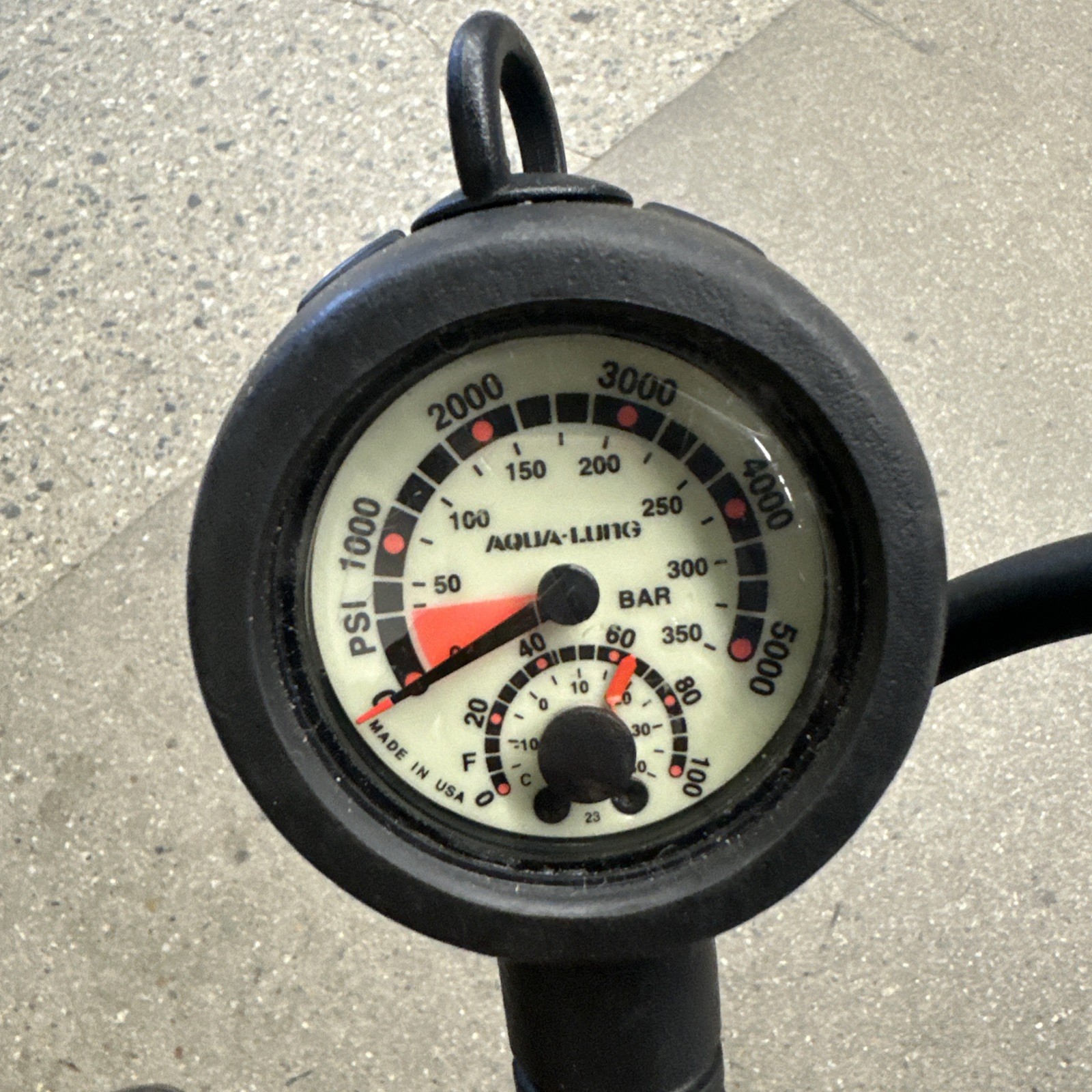 US Divers, Aqua Lung 5000 PSI SPG Submersible Scuba Pressure Gauge + Thermometer