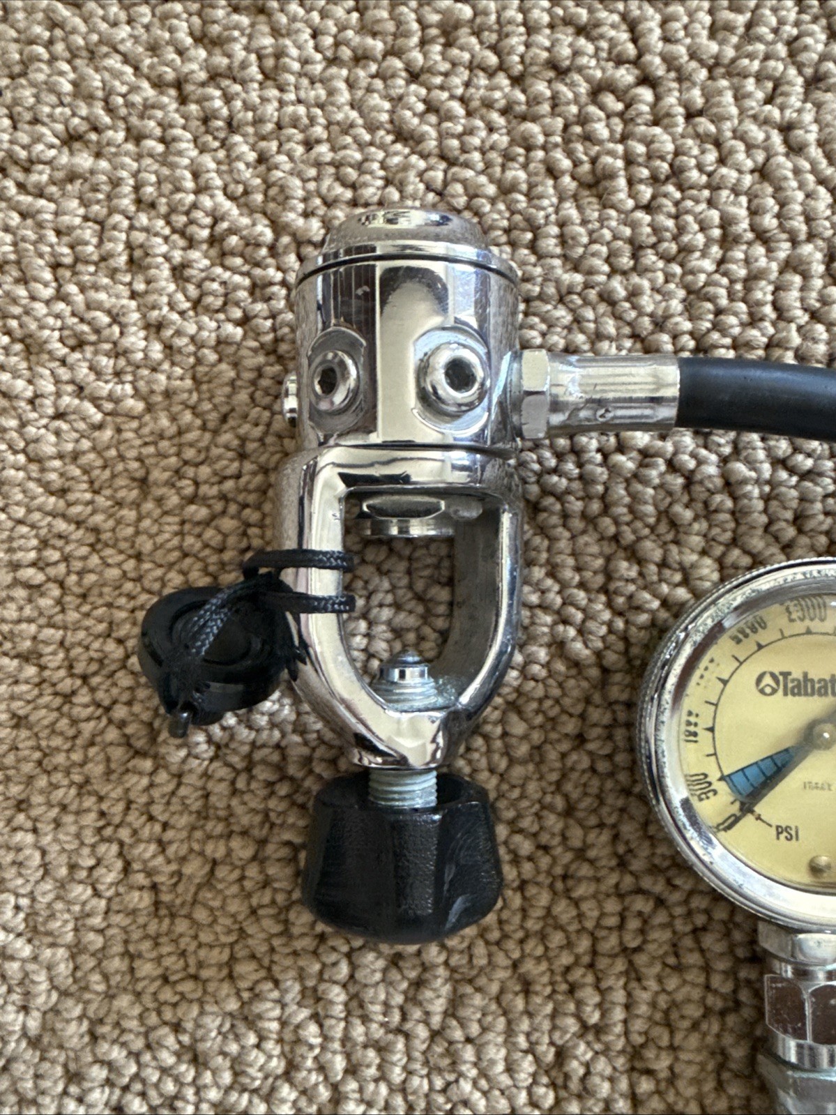 Vintage Scuba Pressure Gauge Lot Tabata Italy U.S. Divers TAG PSI Hoses