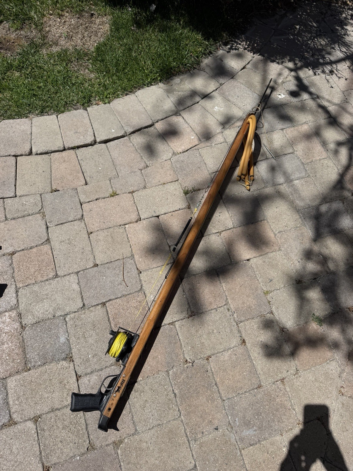 RIFFE Euro 110 Teak Speargun w/ Reel Slip Tip Shaft Spearfishing Setup
