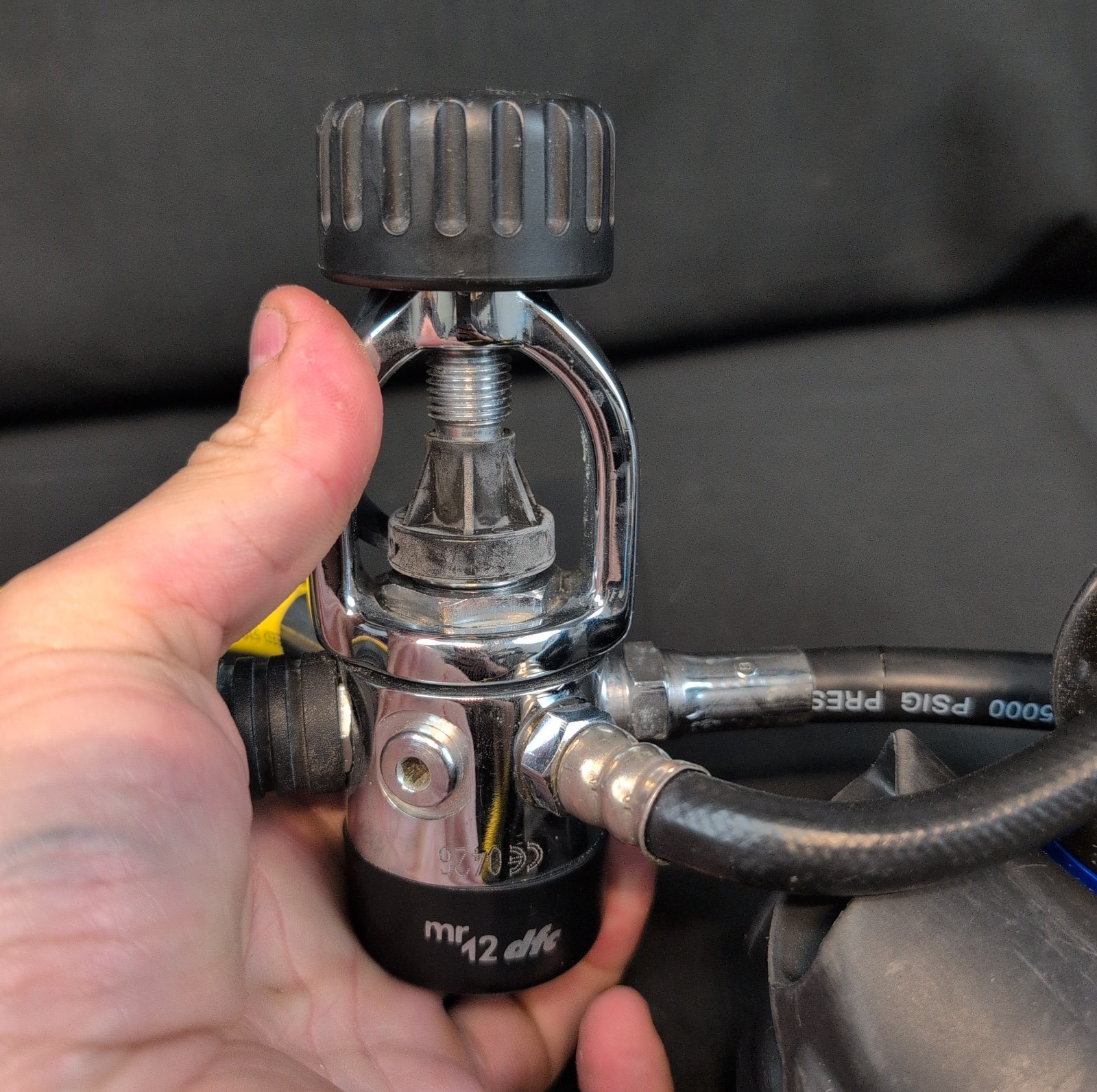 Mares MR-12 DFC Scuba Regulator With Accessories Untested